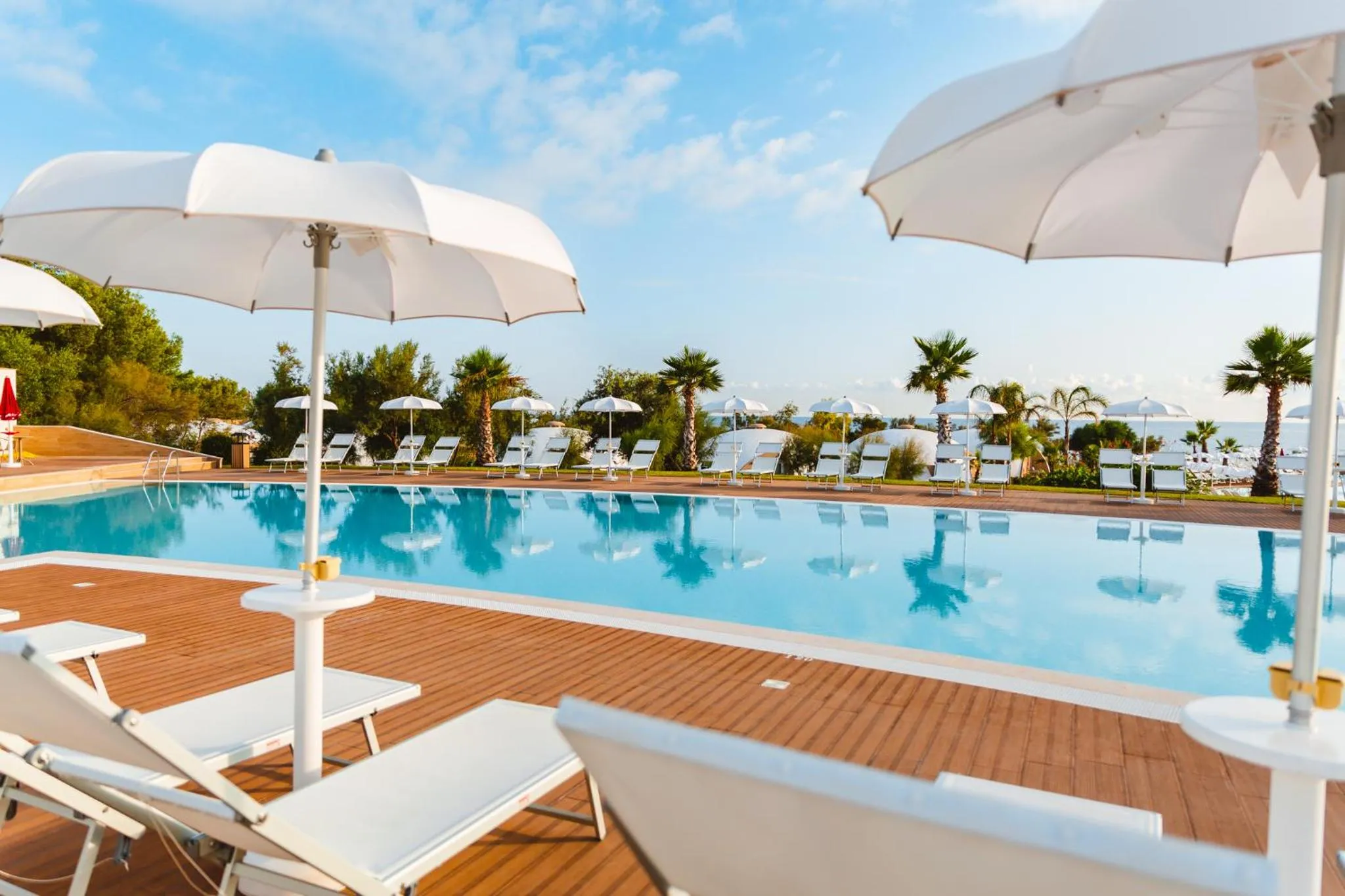 Swimming pool in Torre Cintola Greenblu Sea Emotions