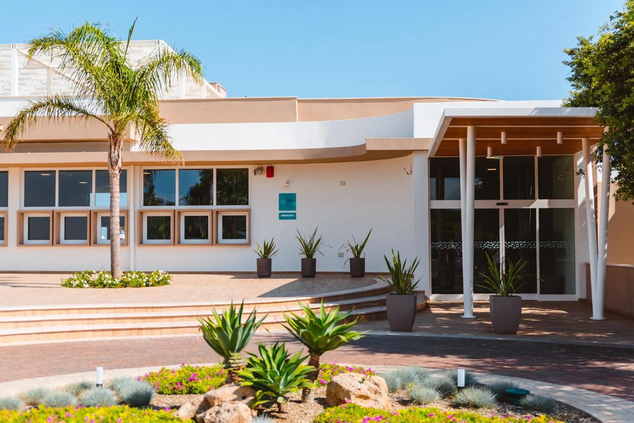 Property building in Torre Cintola Greenblu Sea Emotions