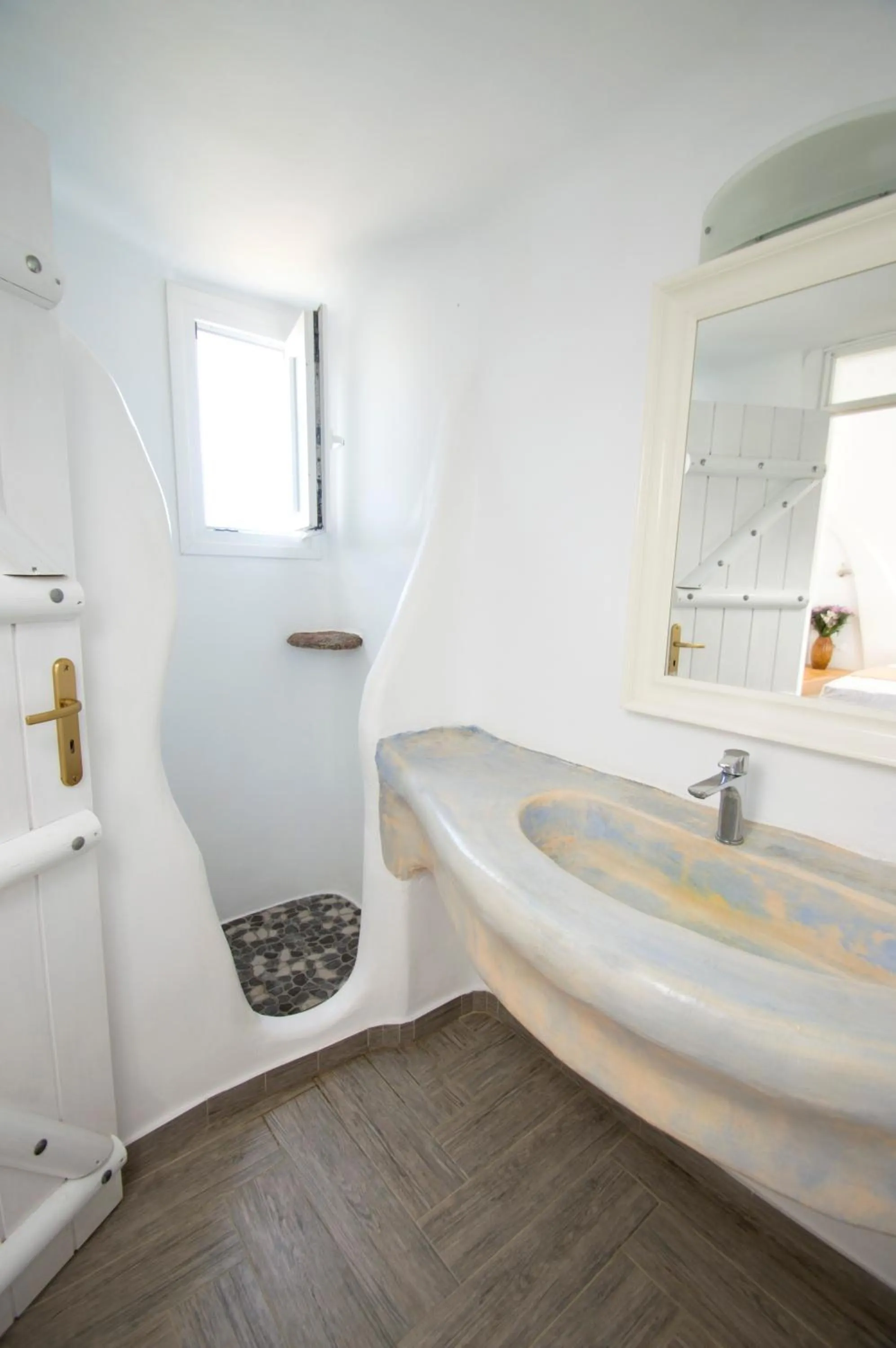 Bathroom in Alexandros Mykonos