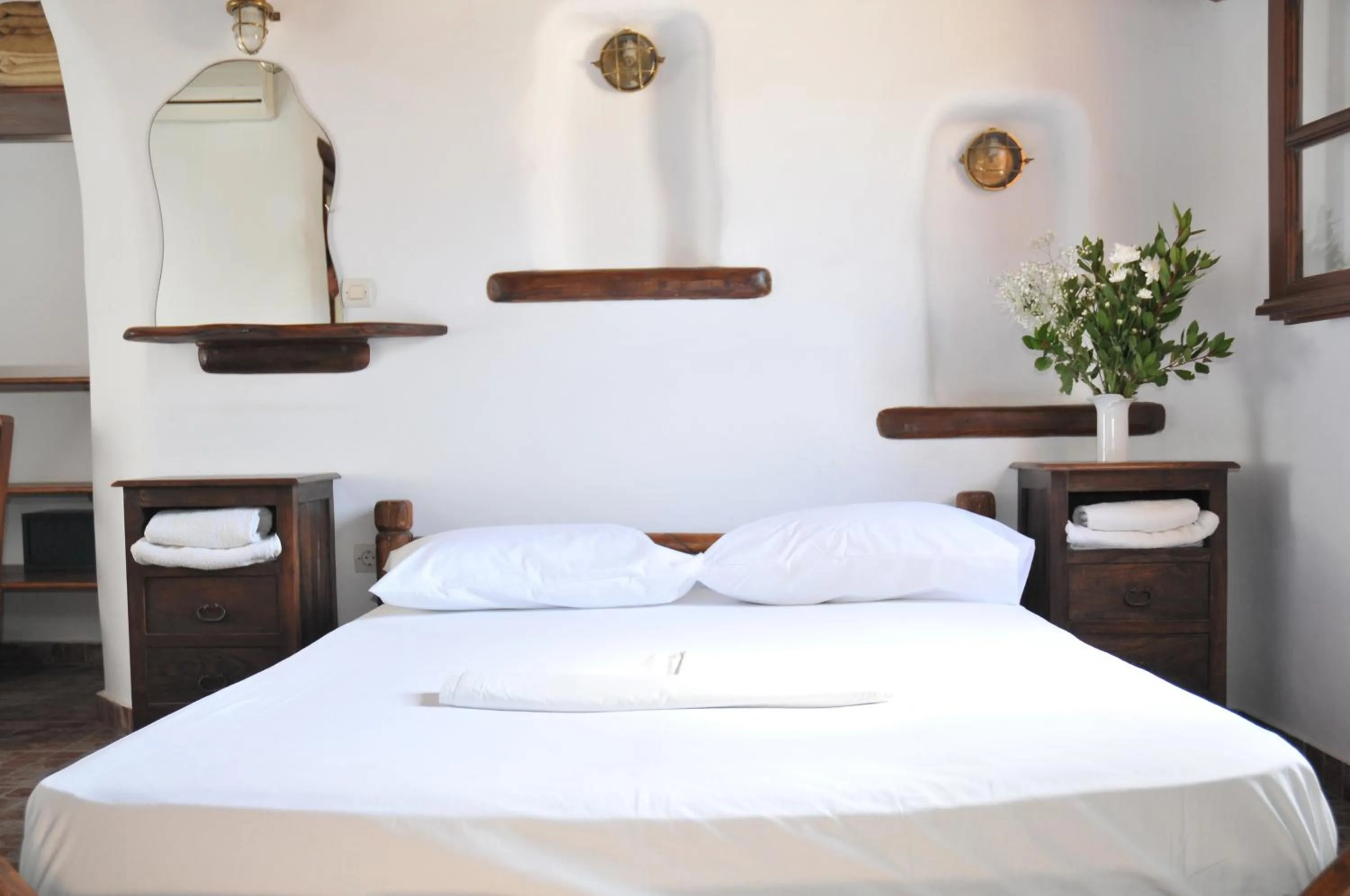 Bed in Alexandros Mykonos
