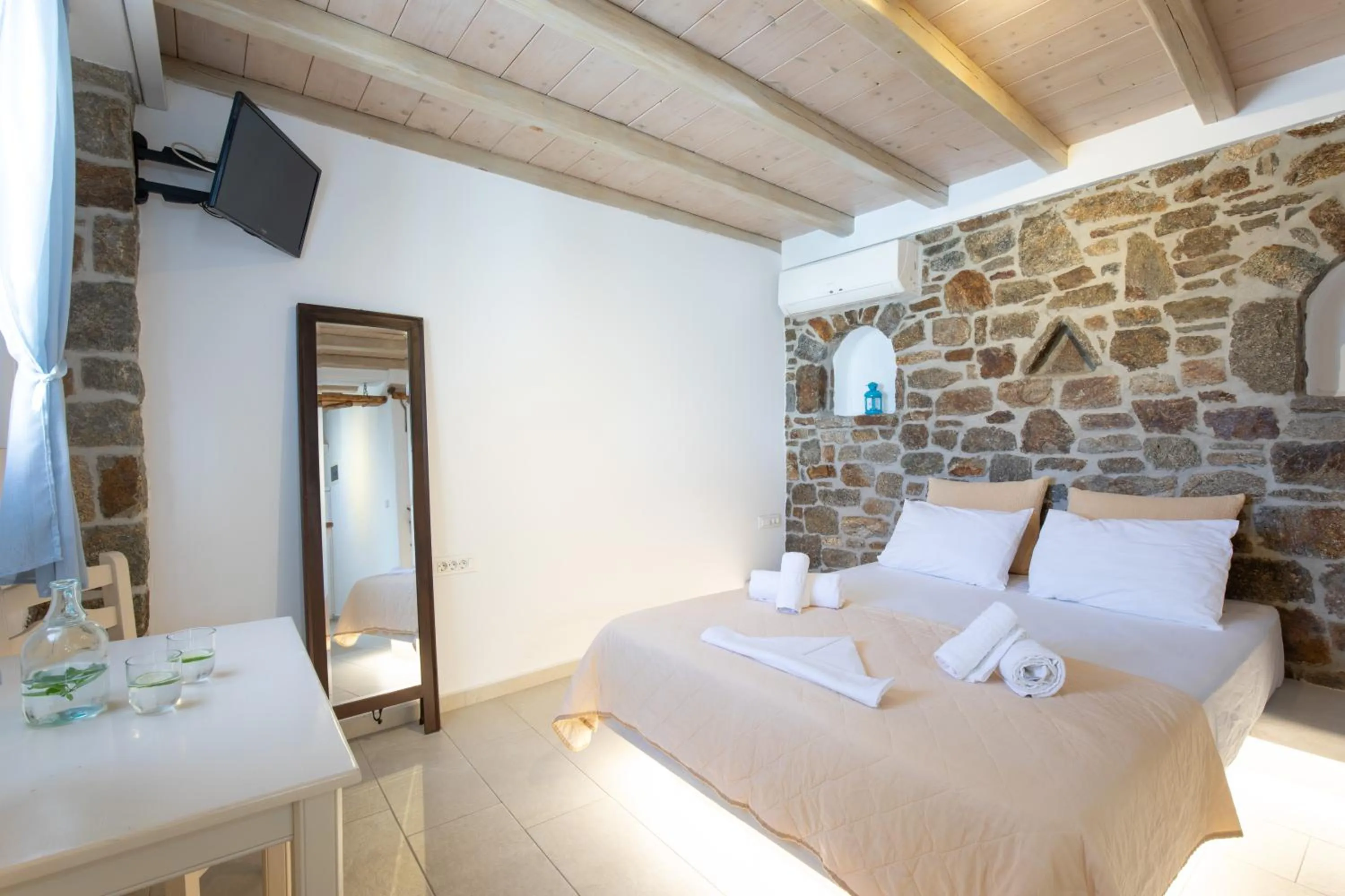 Bed in Alexandros Mykonos