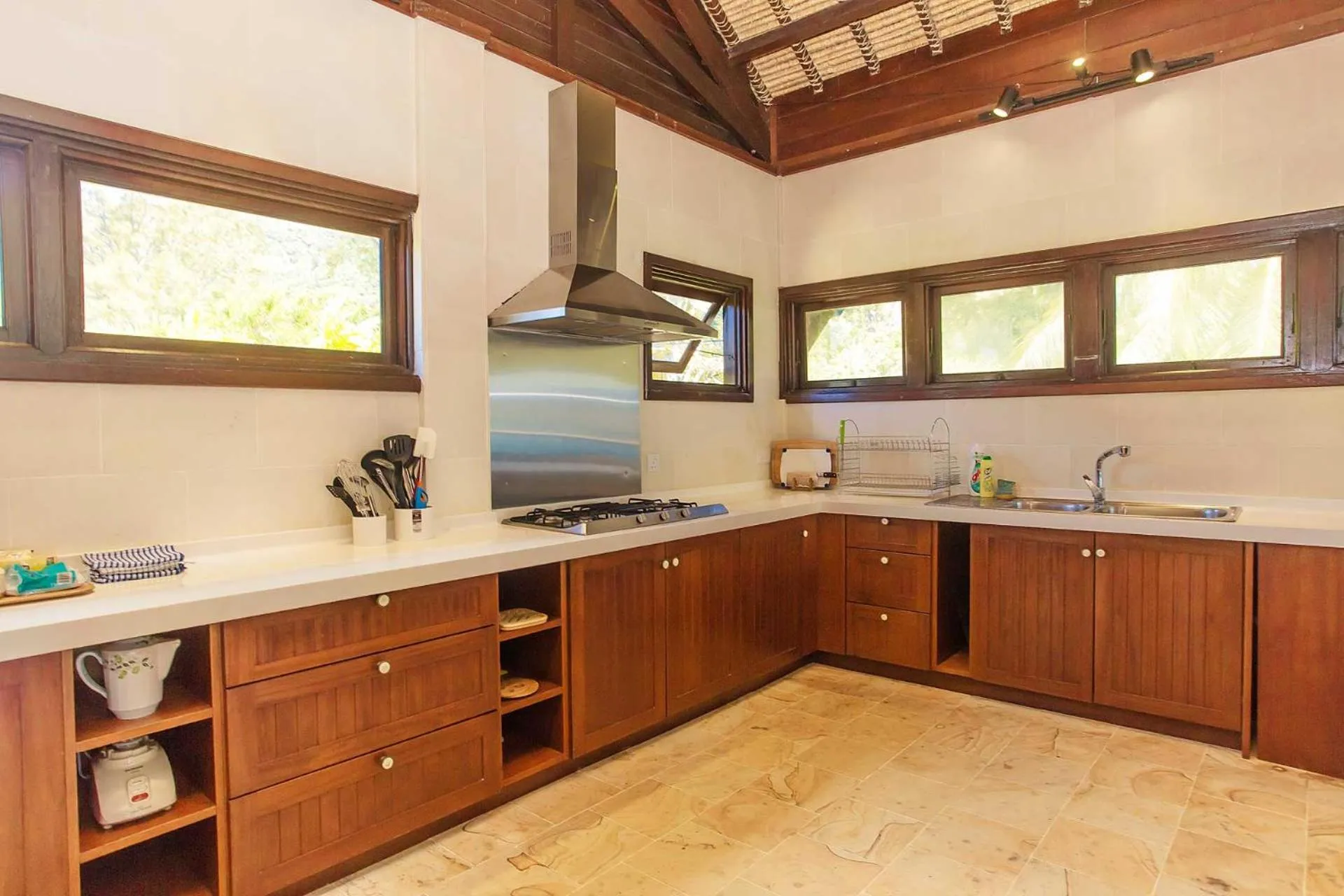 Kitchen or kitchenette in Kudat Riviera Exclusive Beach Villas