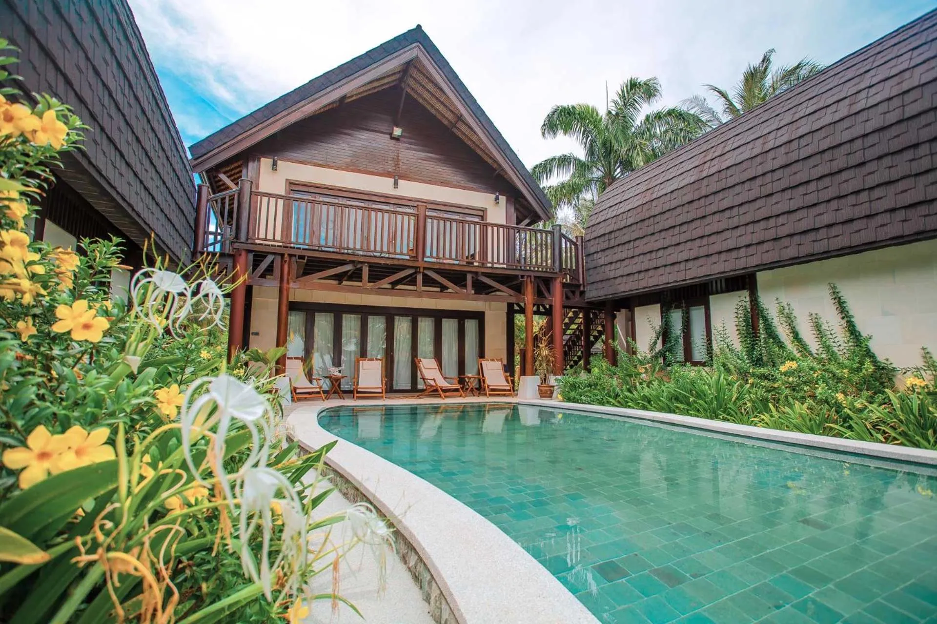 Swimming pool in Kudat Riviera Exclusive Beach Villas