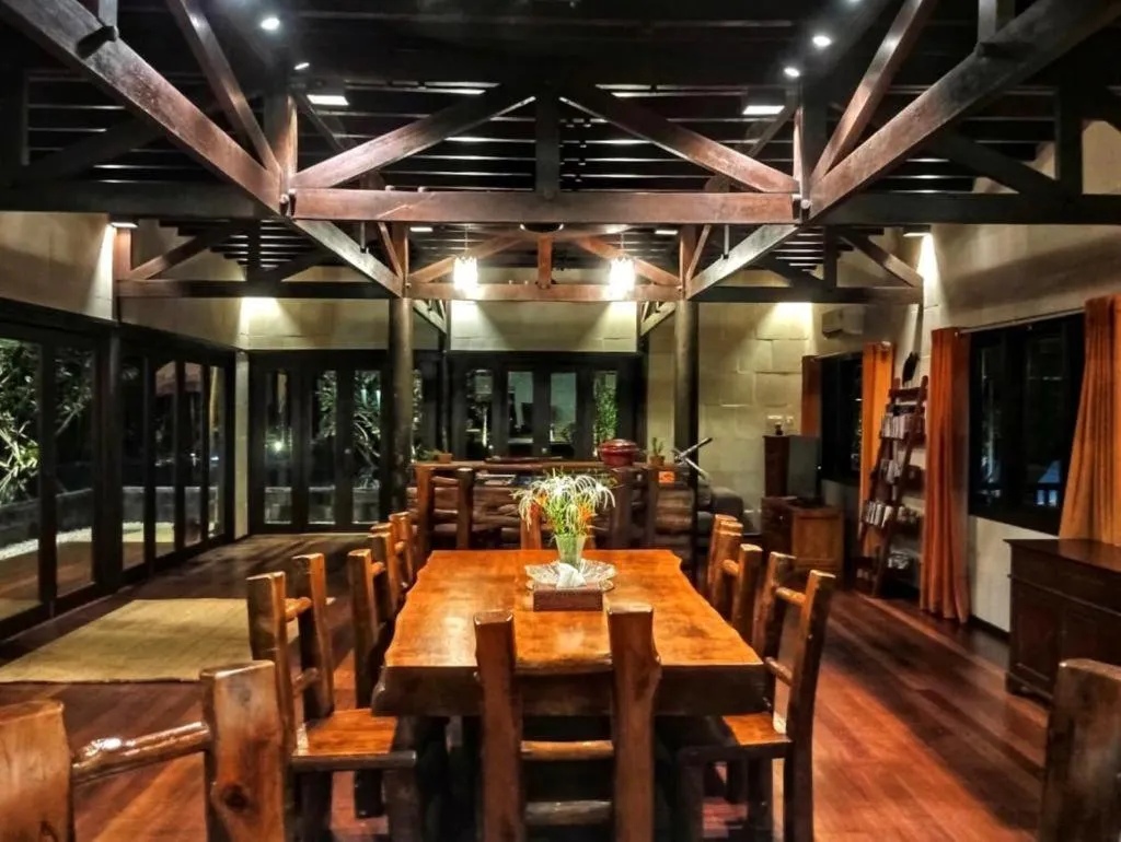 Dining area in Kudat Riviera Exclusive Beach Villas