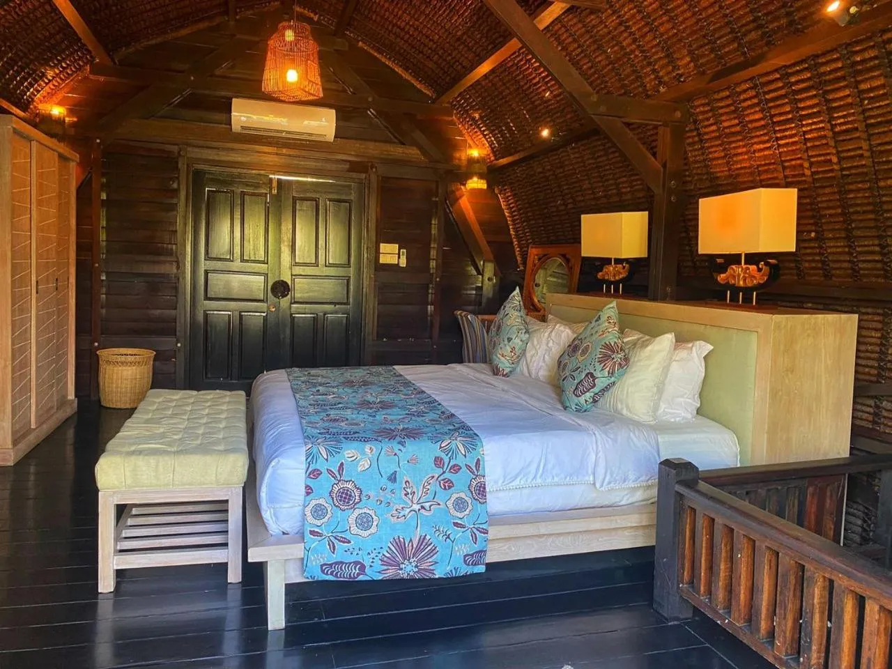Bed in Kudat Riviera Exclusive Beach Villas