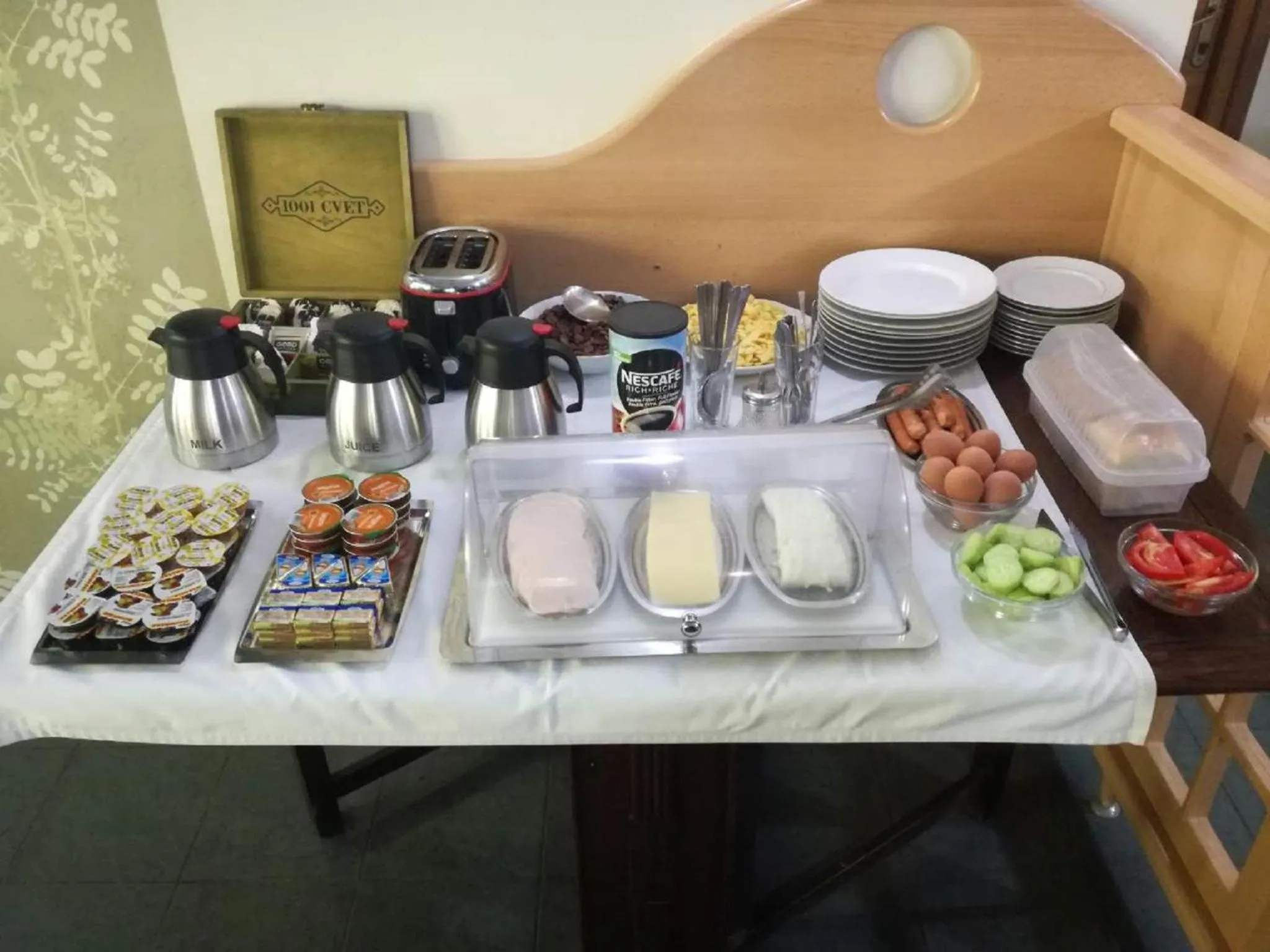 Food and drinks in B&B Kanet