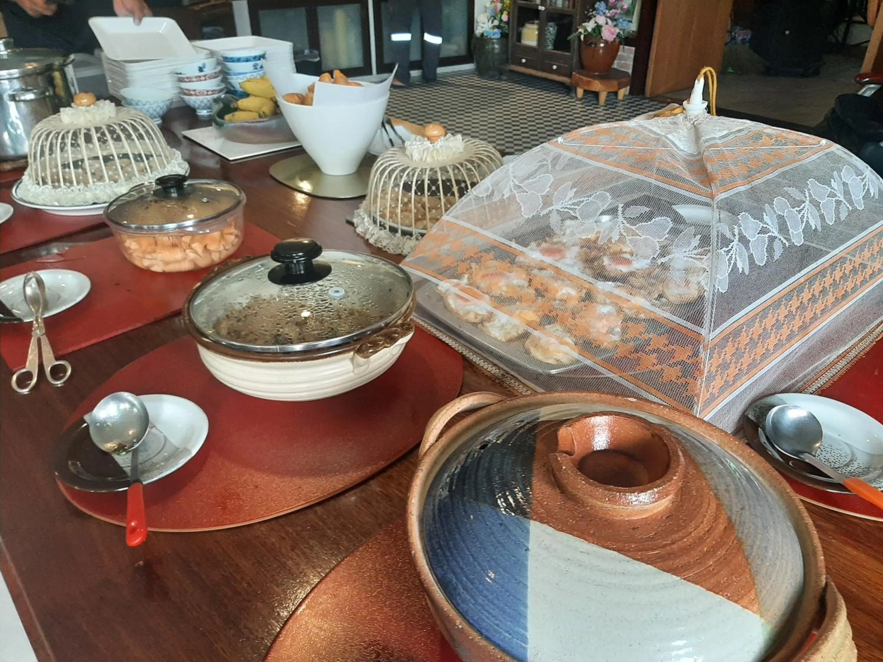 Restaurant/places to eat in Mamaungpaa Hill resort