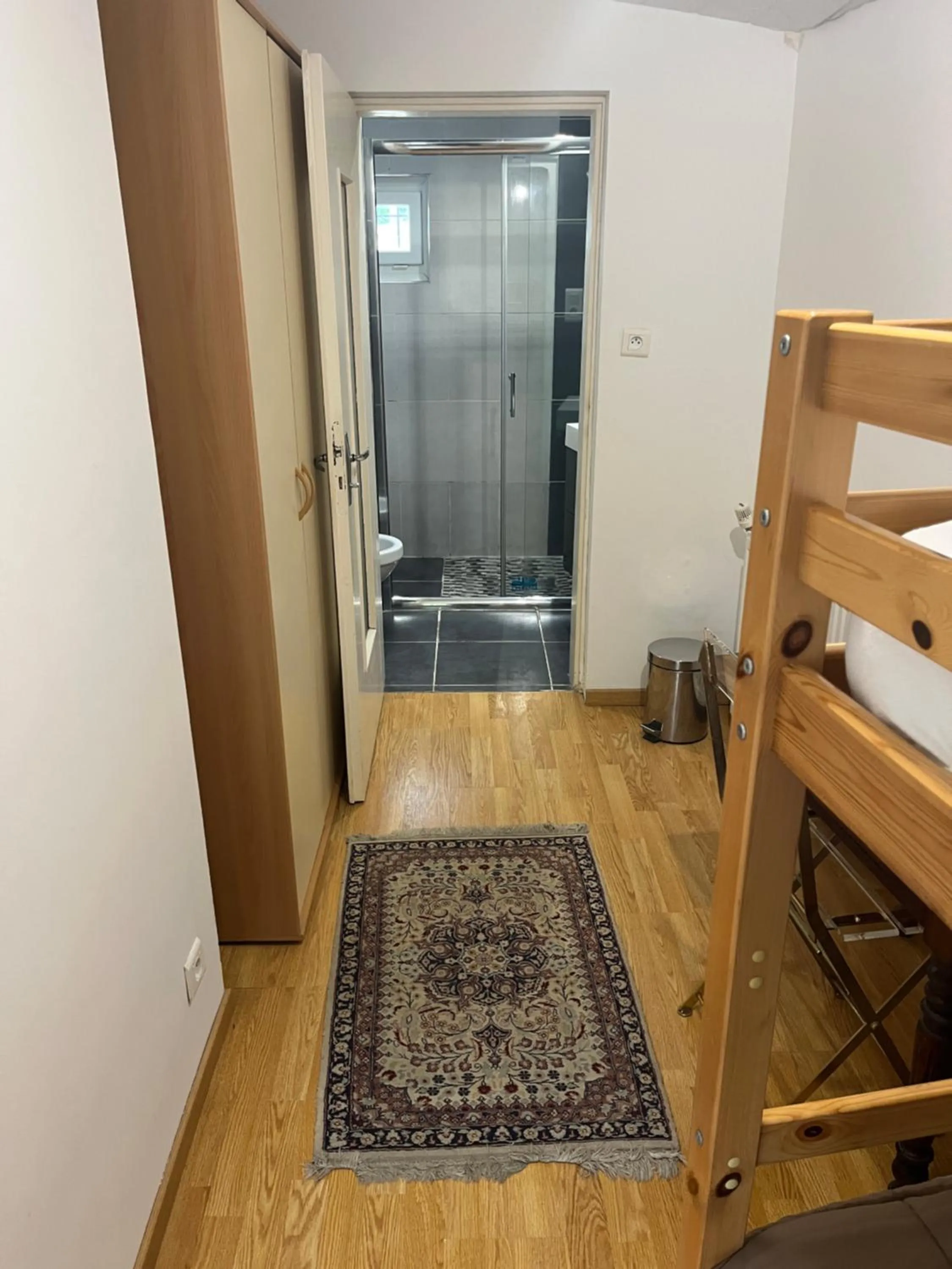 Shower in La Ferme du Preneau