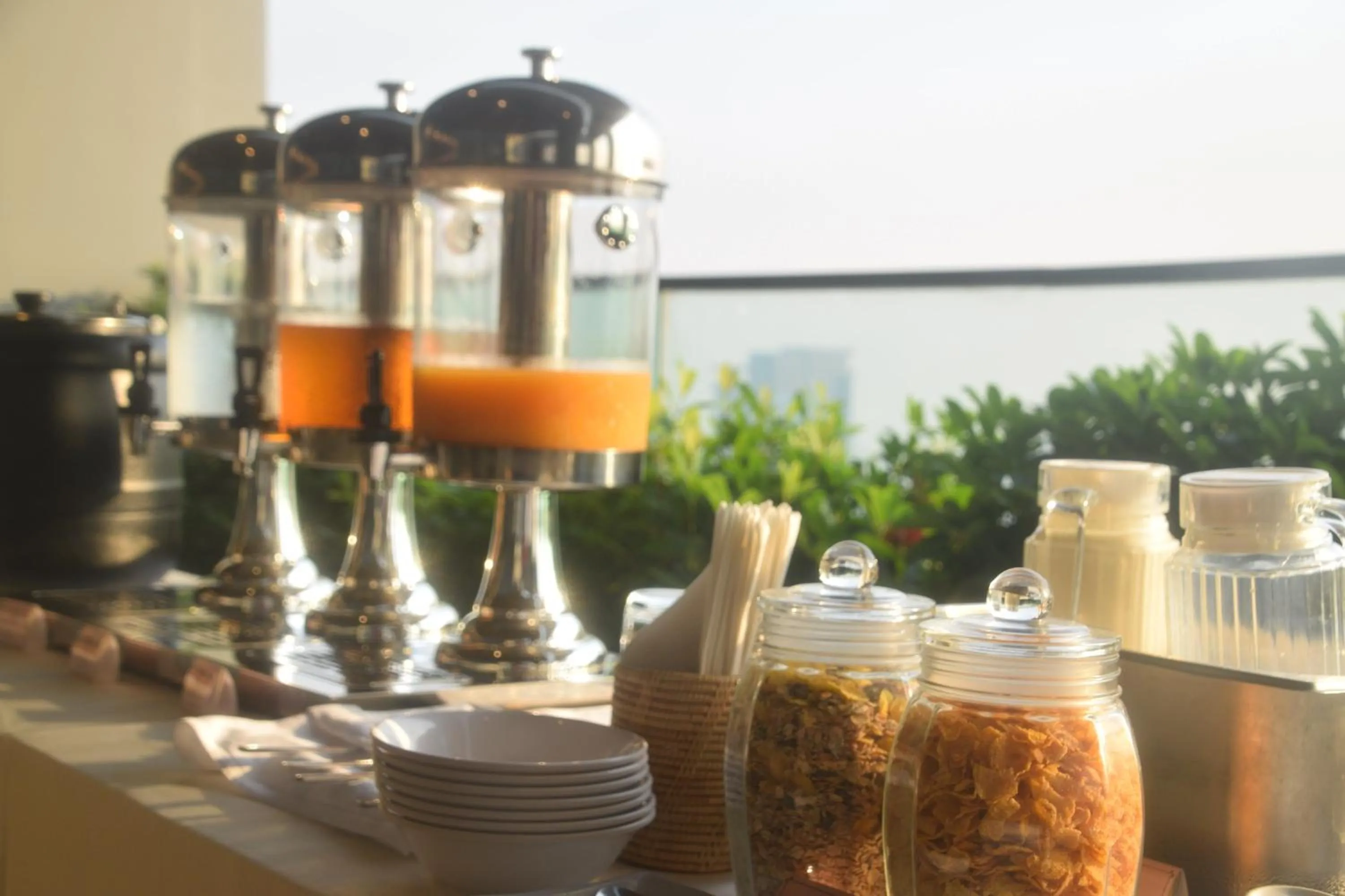 Food and drinks in The View Serviced Residence 豪景日式酒店公寓