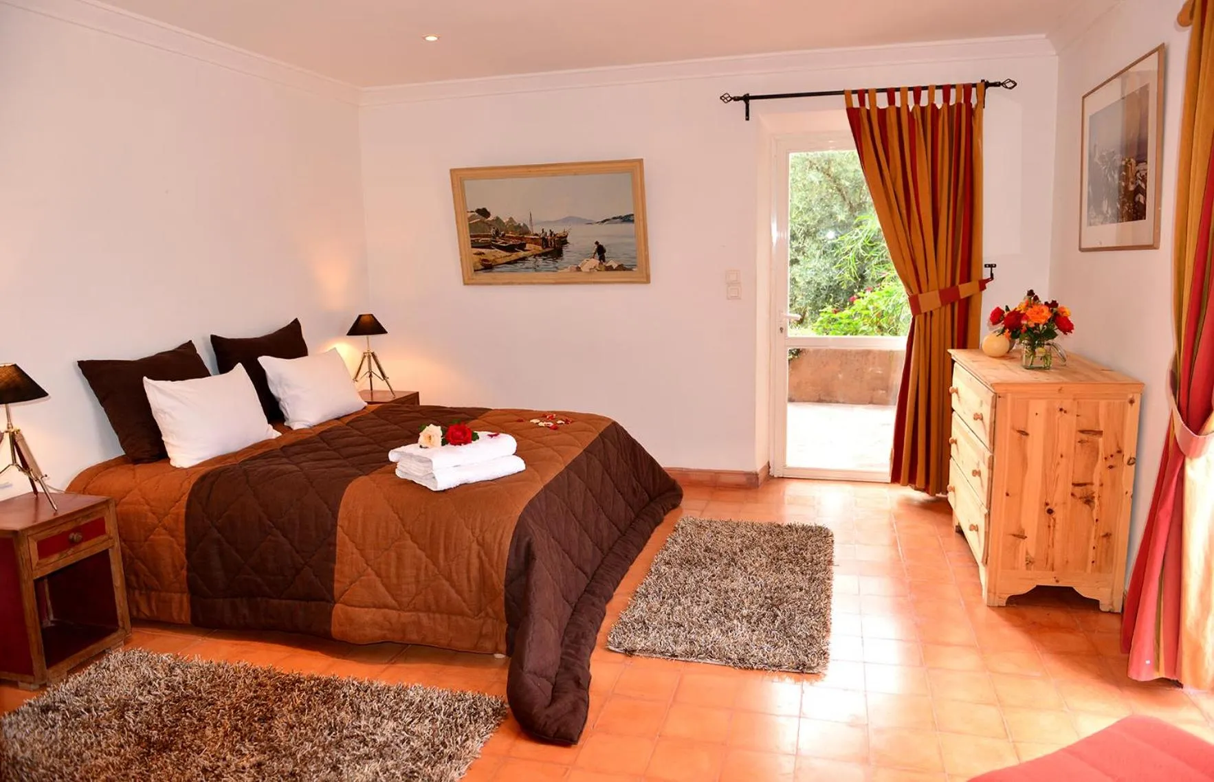 Photo of the whole room, Bed in Domaine La Source