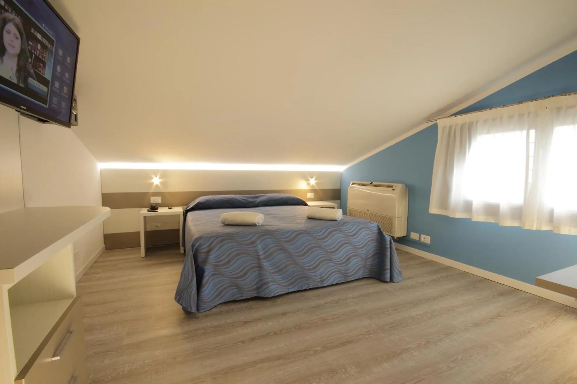 Photo of the whole room, Bed in Hotel Serenella