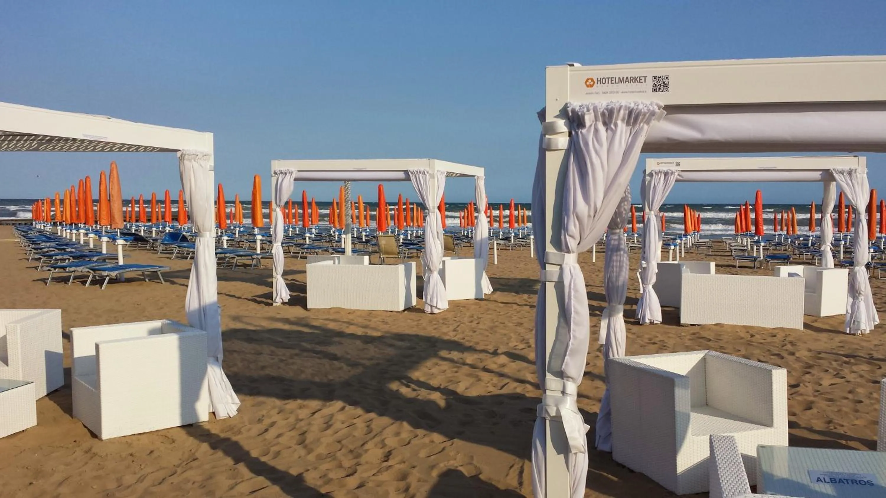 Beach in Hotel Serenella