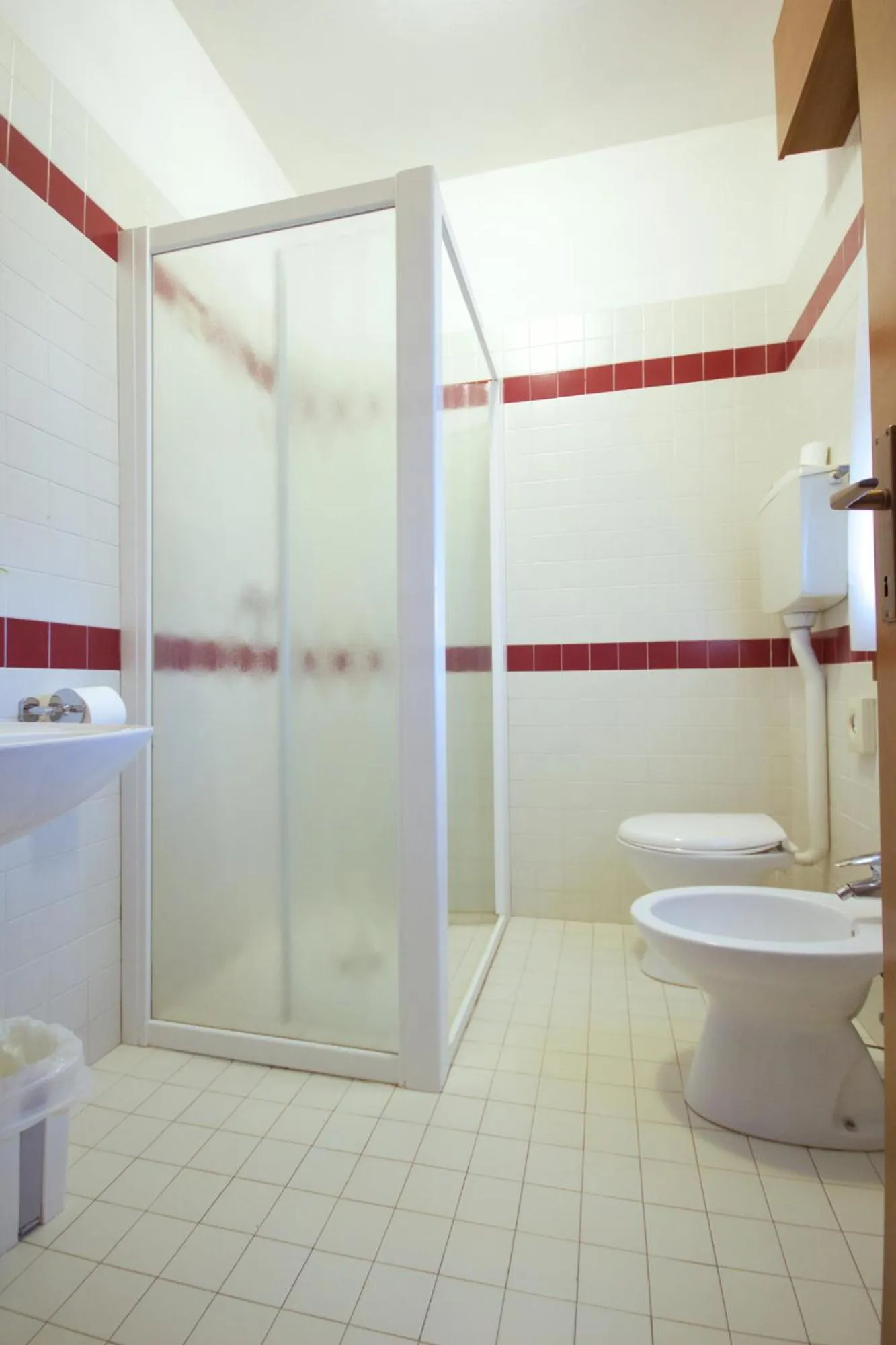 Bathroom in Hotel Serenella