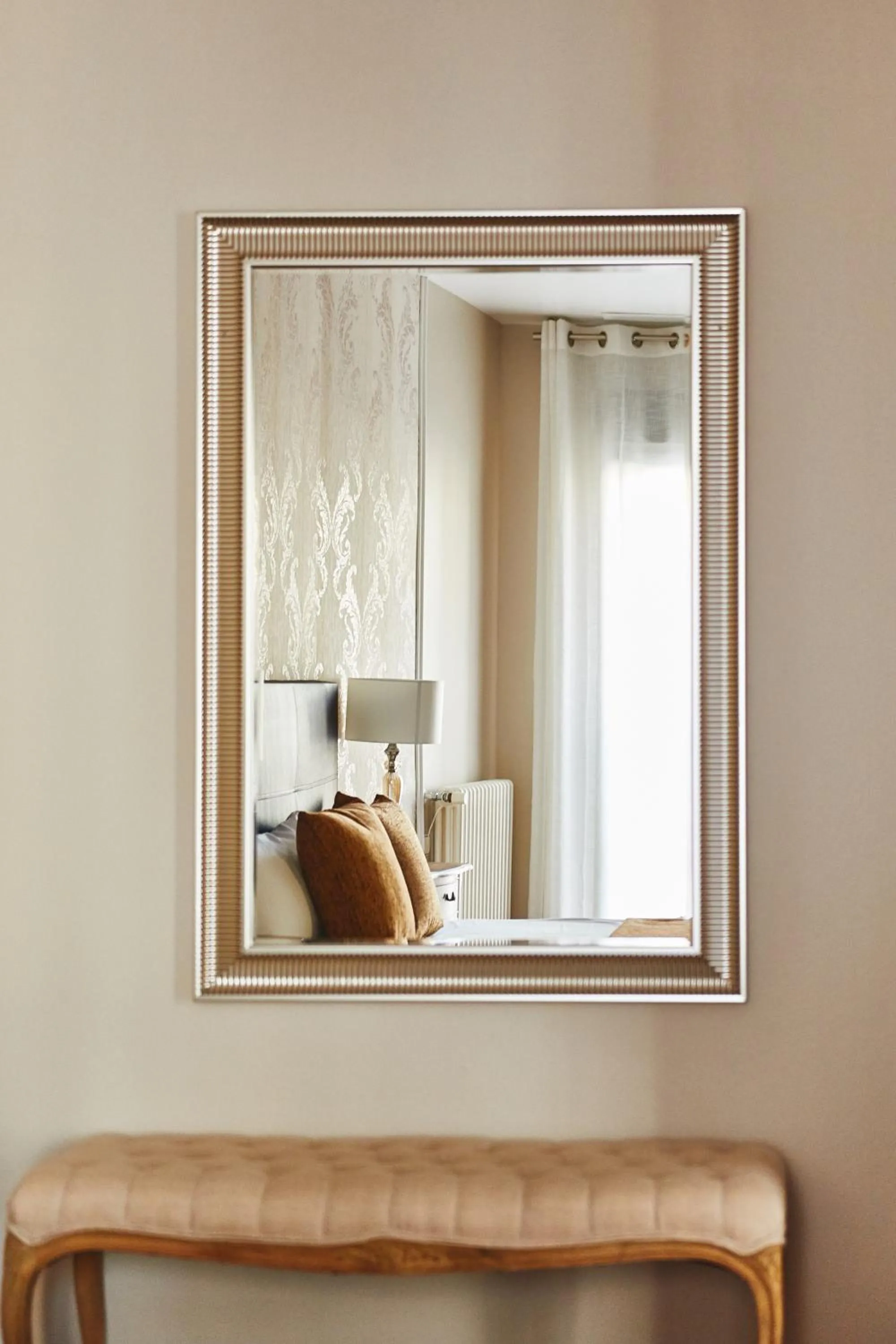 Day in Alcam Plaza Cataluña