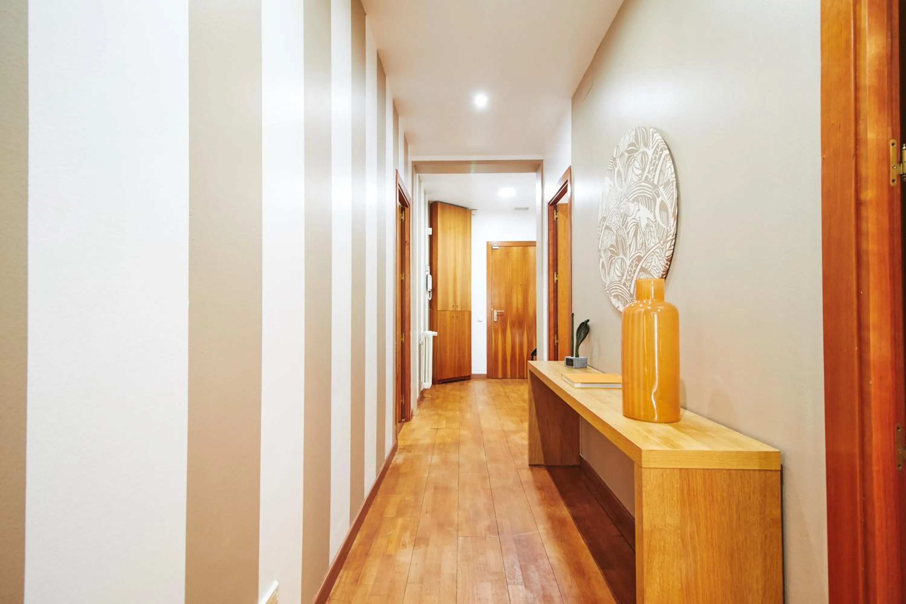 Day in Alcam Plaza Cataluña