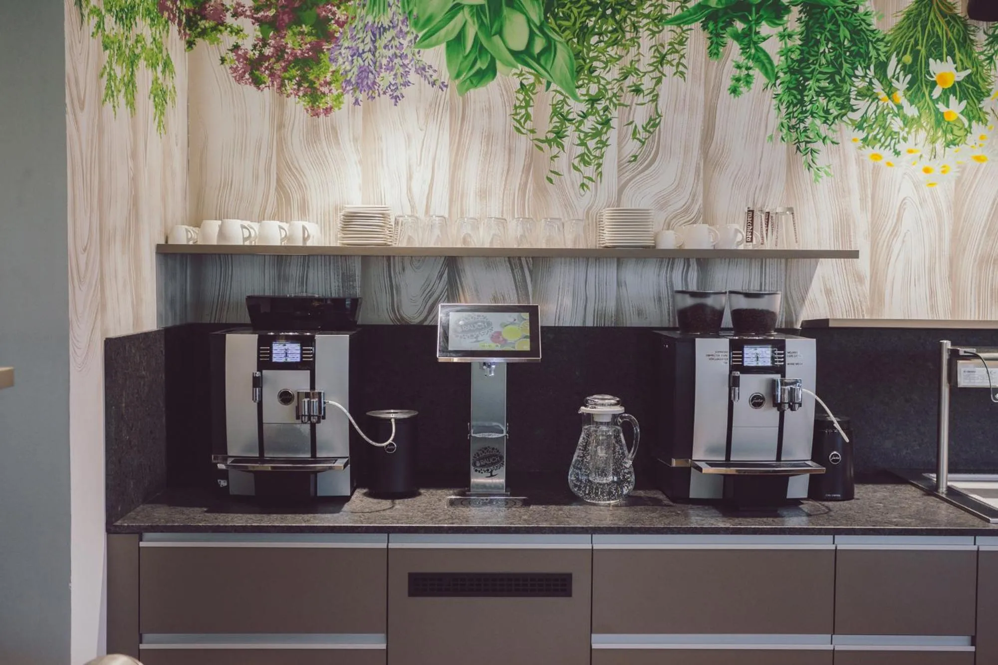 Coffee/tea facilities in Sporthotel Kurz