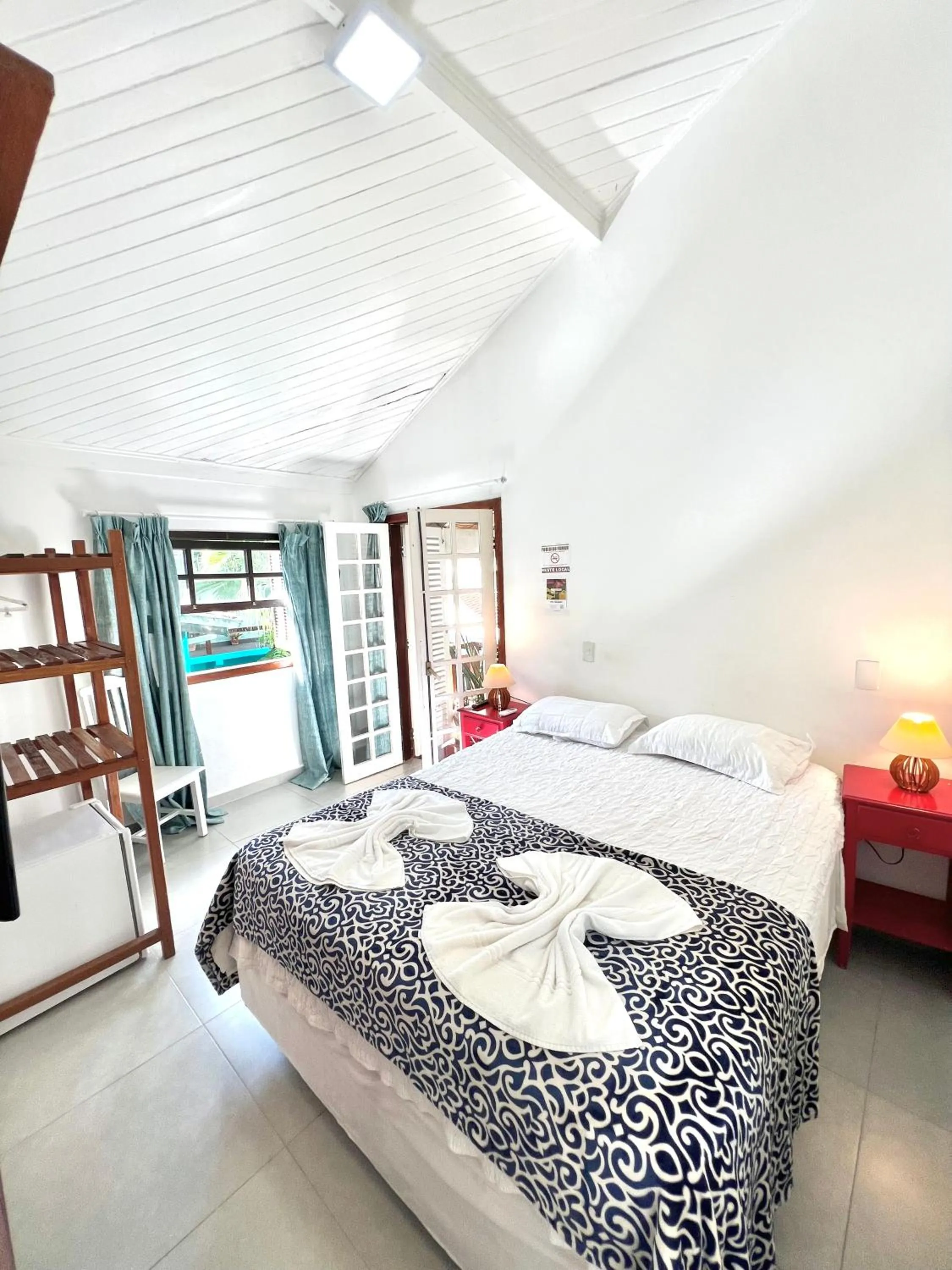 Suite with Pool View - single occupancy in Pousada Tô na Praia Juquehy