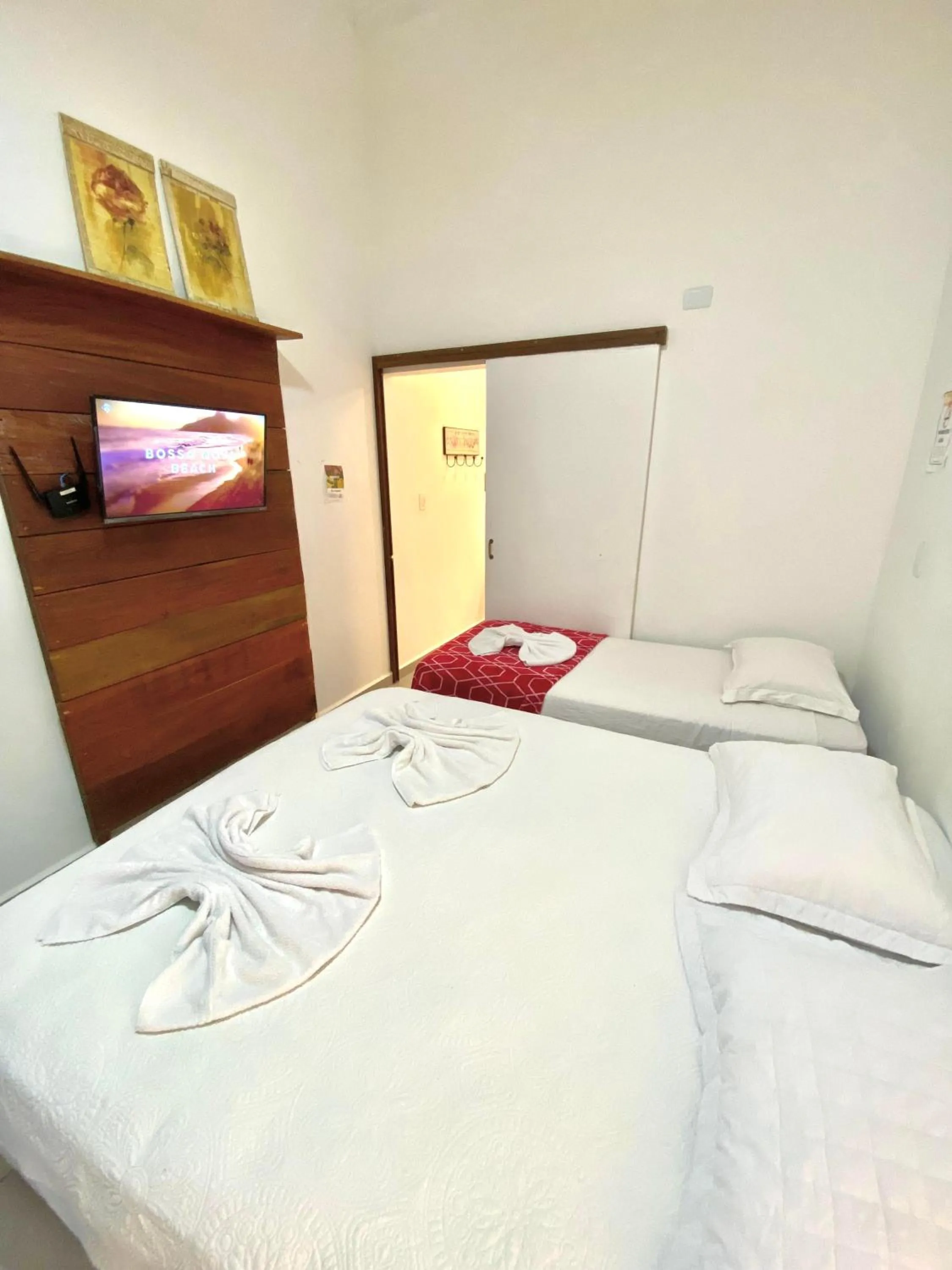 Apartment with Balcony - single occupancy in Pousada Tô na Praia Juquehy