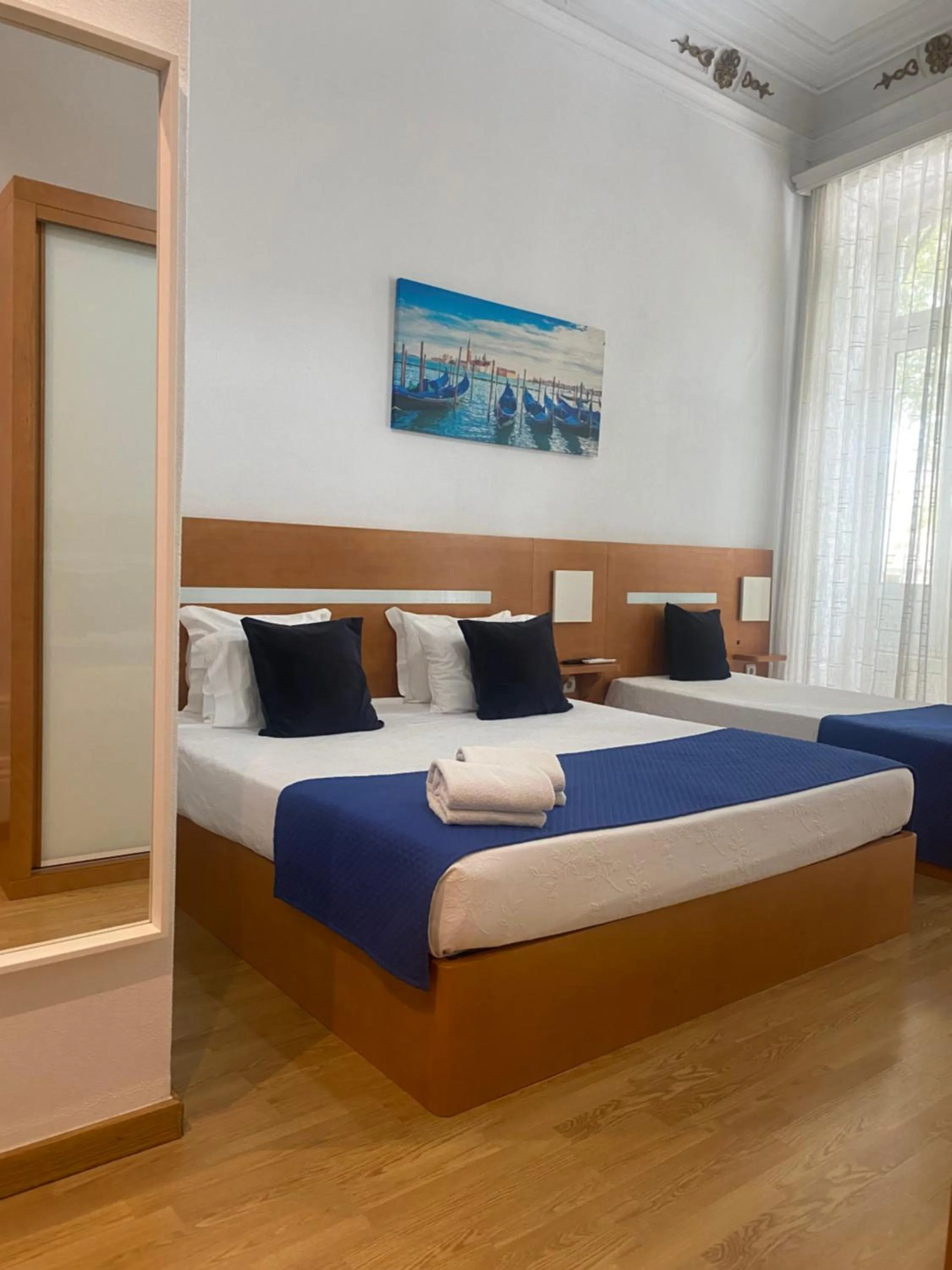 Bedroom, Bed in GuestHouse Marquês