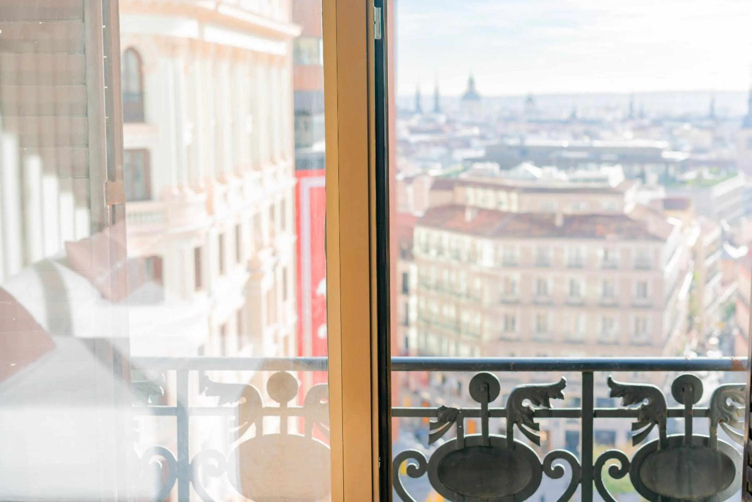 View (from property/room) in Hostal Gran Via 44