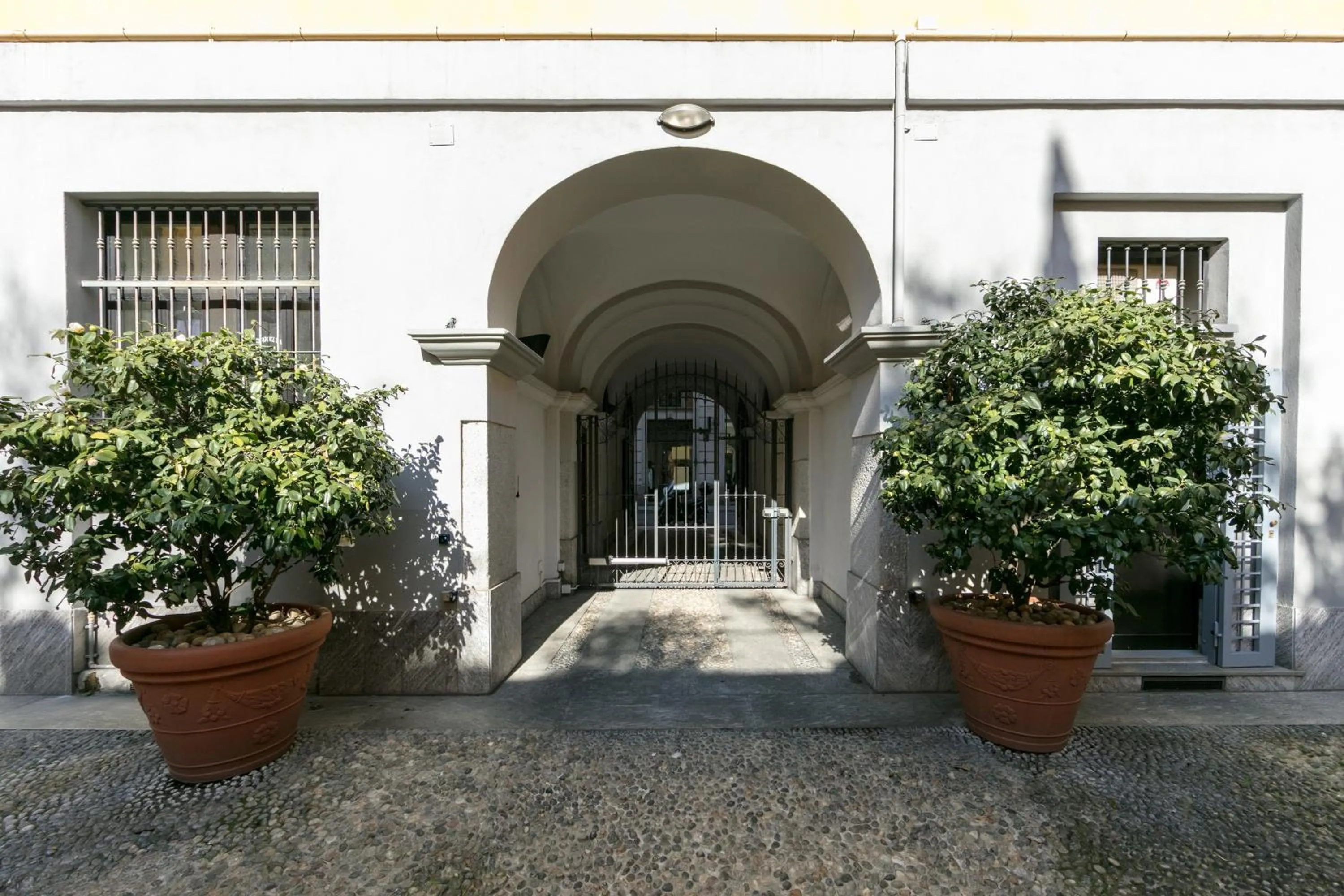 Facade/entrance in Heart Milan Apartments Corso Como