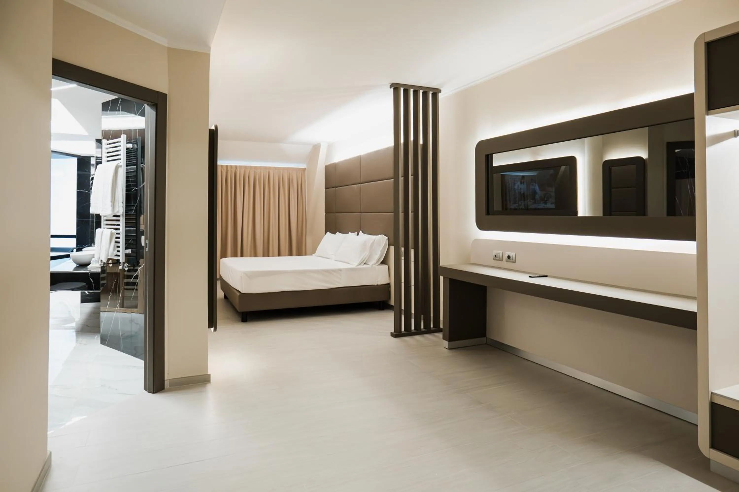 Bed in Grand Hotel Europa