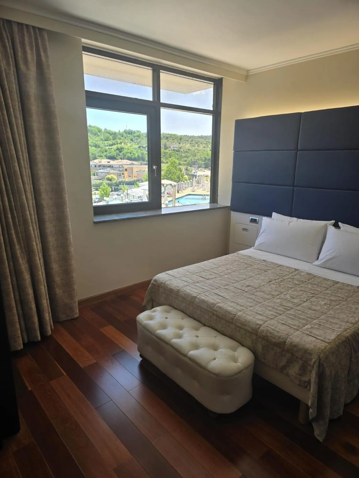 Bed in Grand Hotel Europa