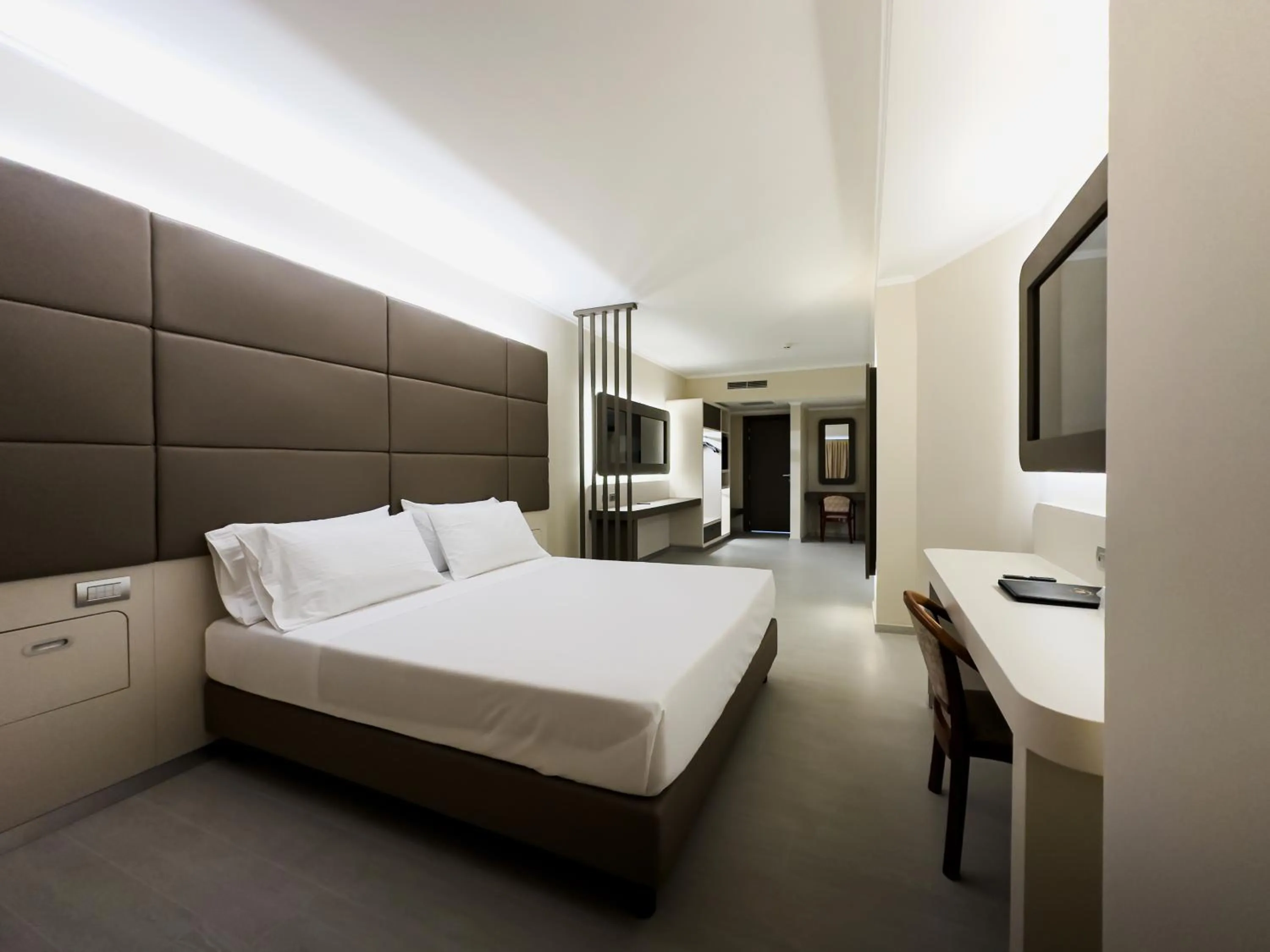 Bed in Grand Hotel Europa