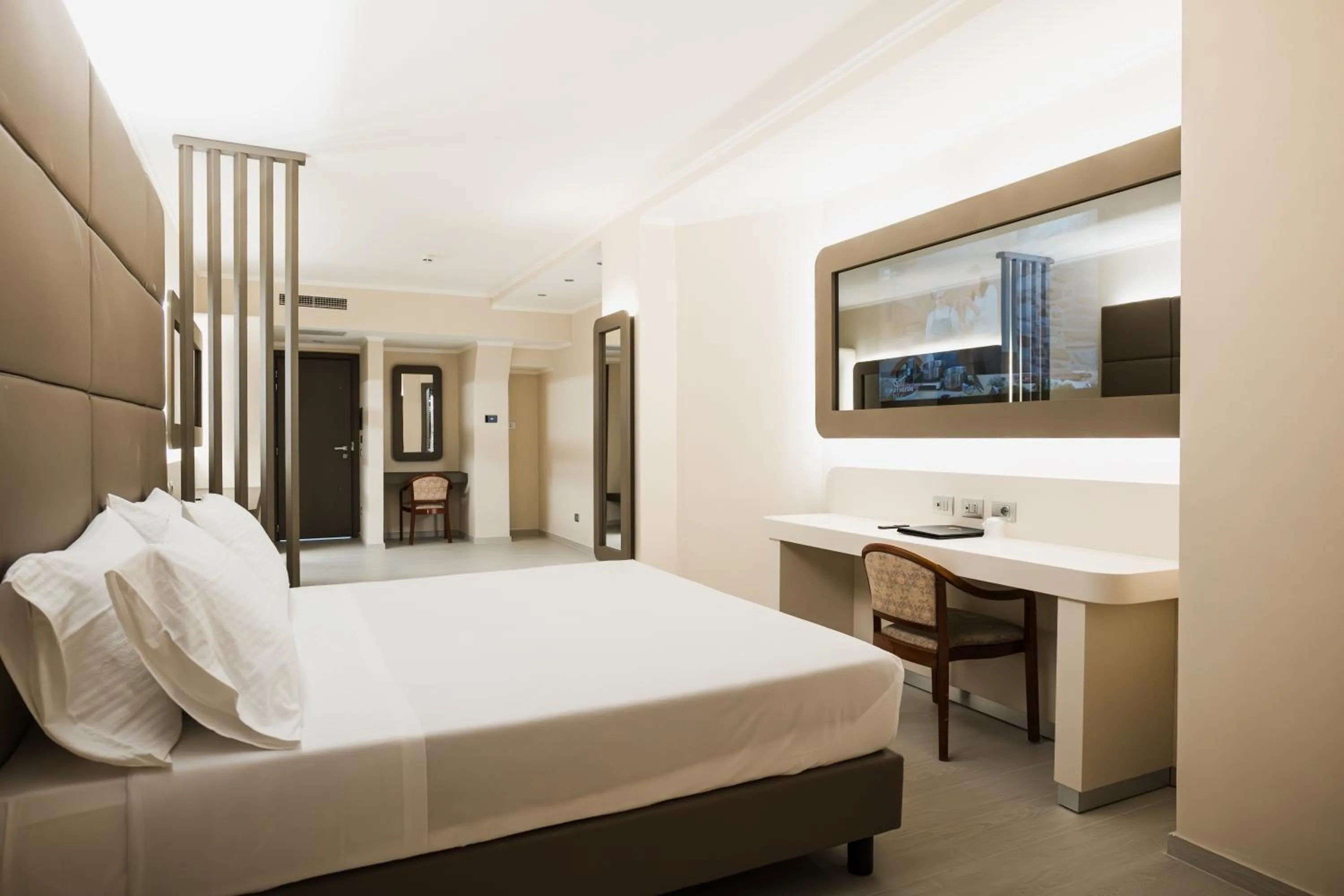 Bed in Grand Hotel Europa