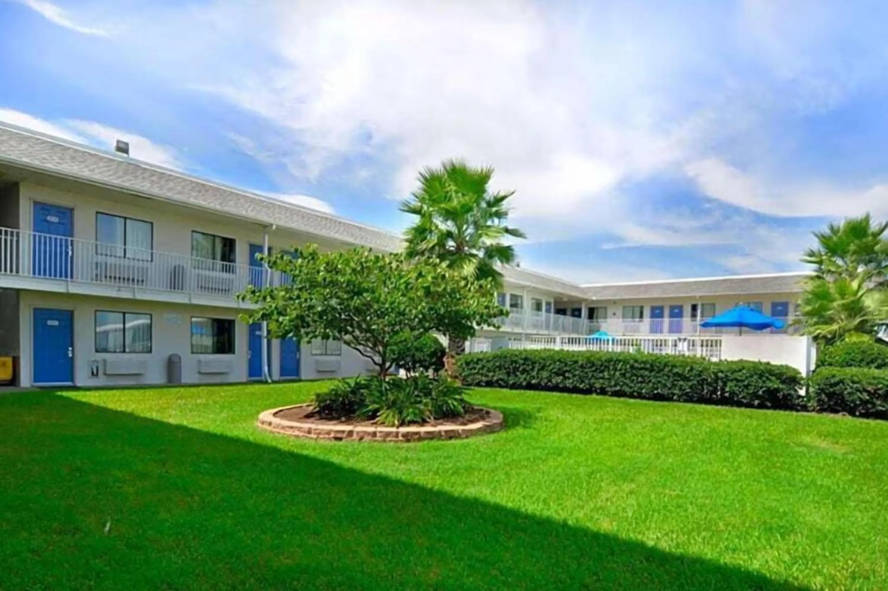 Motel 6 Galveston, TX Seawall