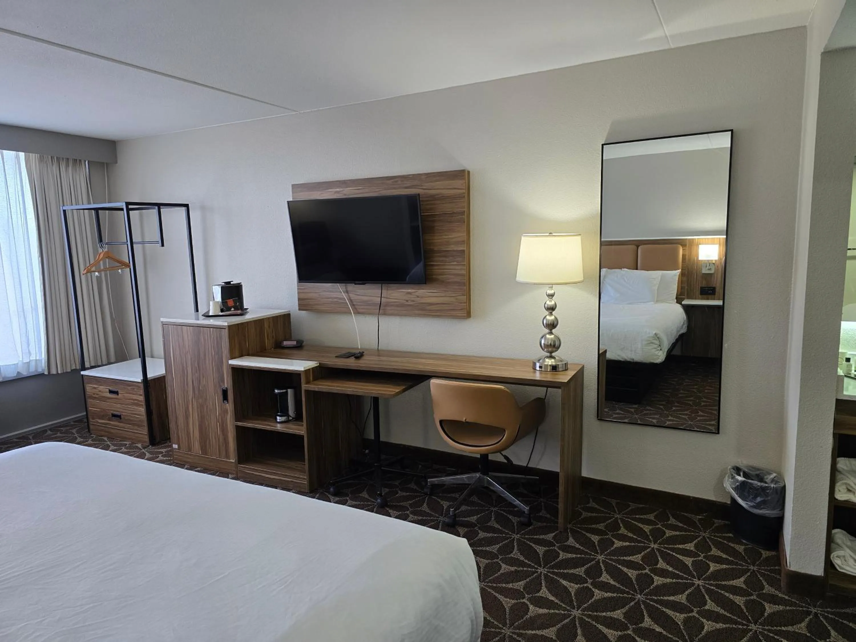 Photo of the whole room, Bed in Wyndham Garden Williamsburg Busch Gardens Area