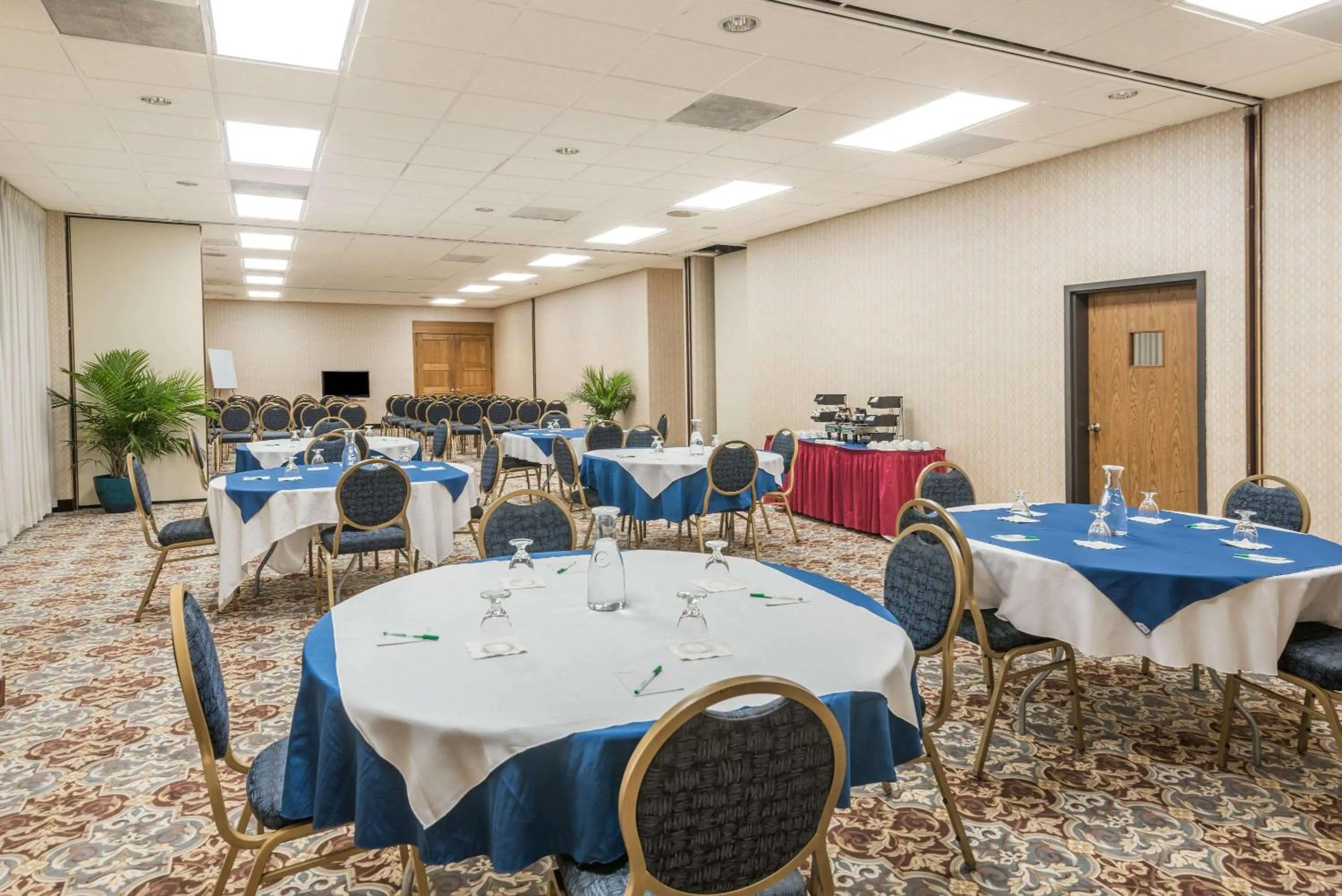 Meeting/conference room in Wyndham Garden Williamsburg Busch Gardens Area