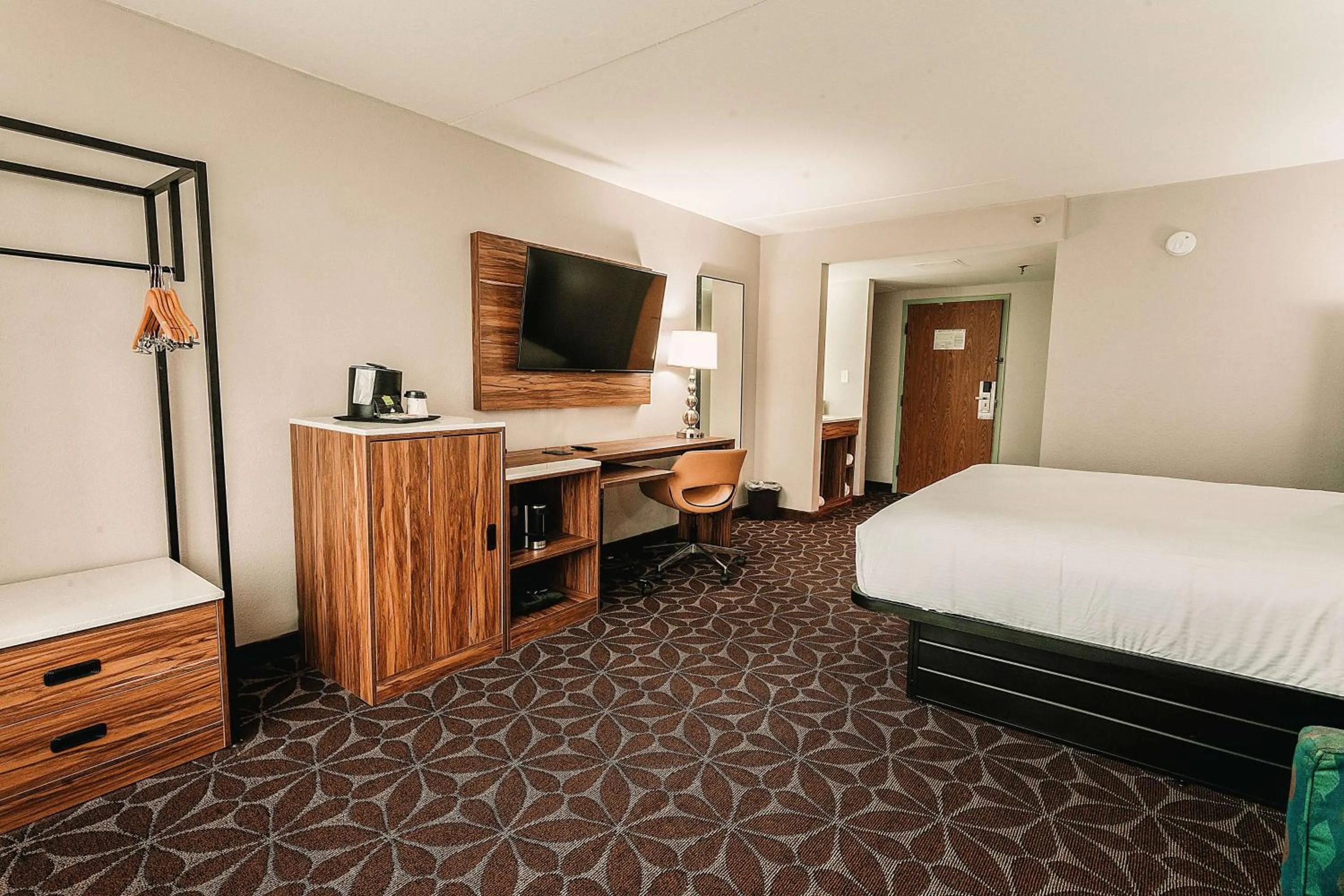 Photo of the whole room, Bed in Wyndham Garden Williamsburg Busch Gardens Area