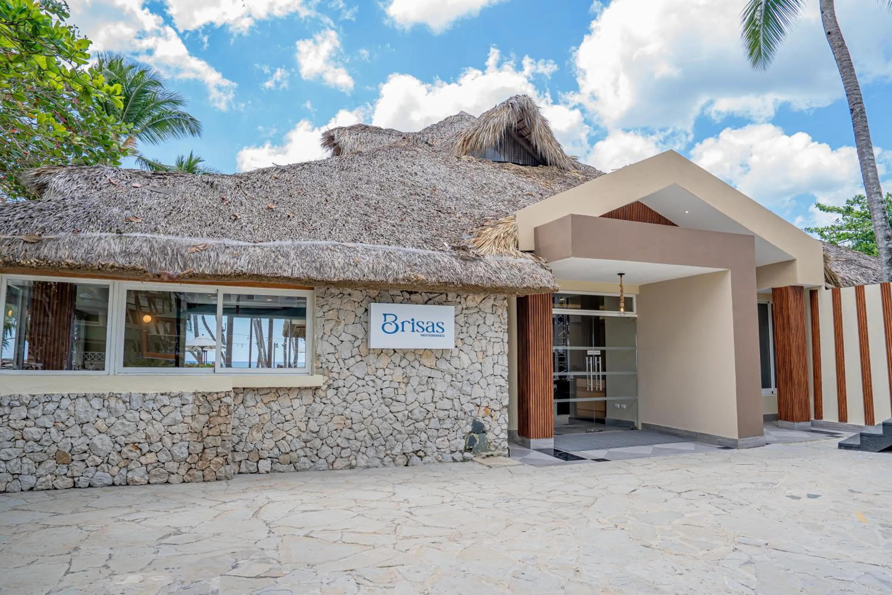 Restaurant/places to eat in Coral Costa Caribe Beach Resort - All Inclusive