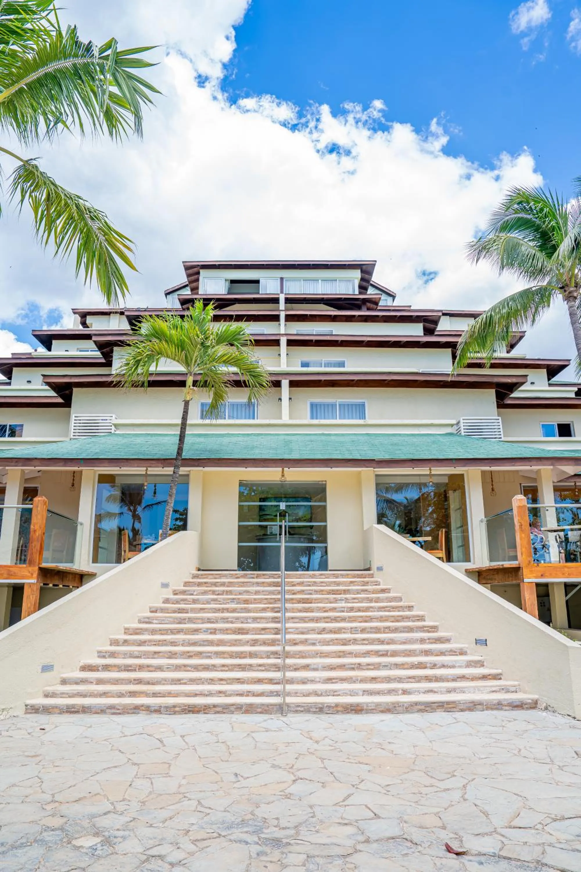 VIP in Coral Costa Caribe Beach Resort - All Inclusive