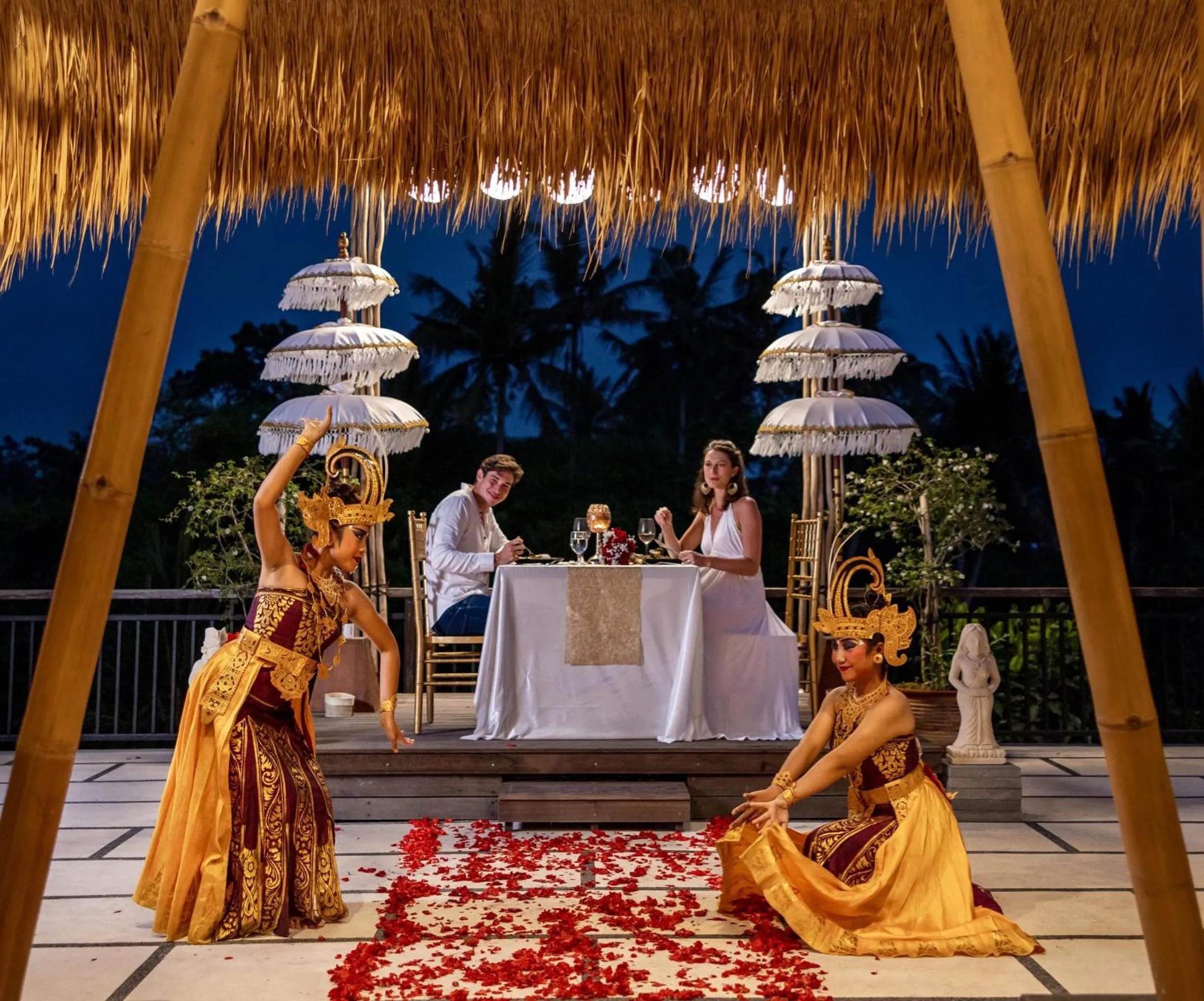 Dinner in Ubud Nyuh Bali Resort & Spa