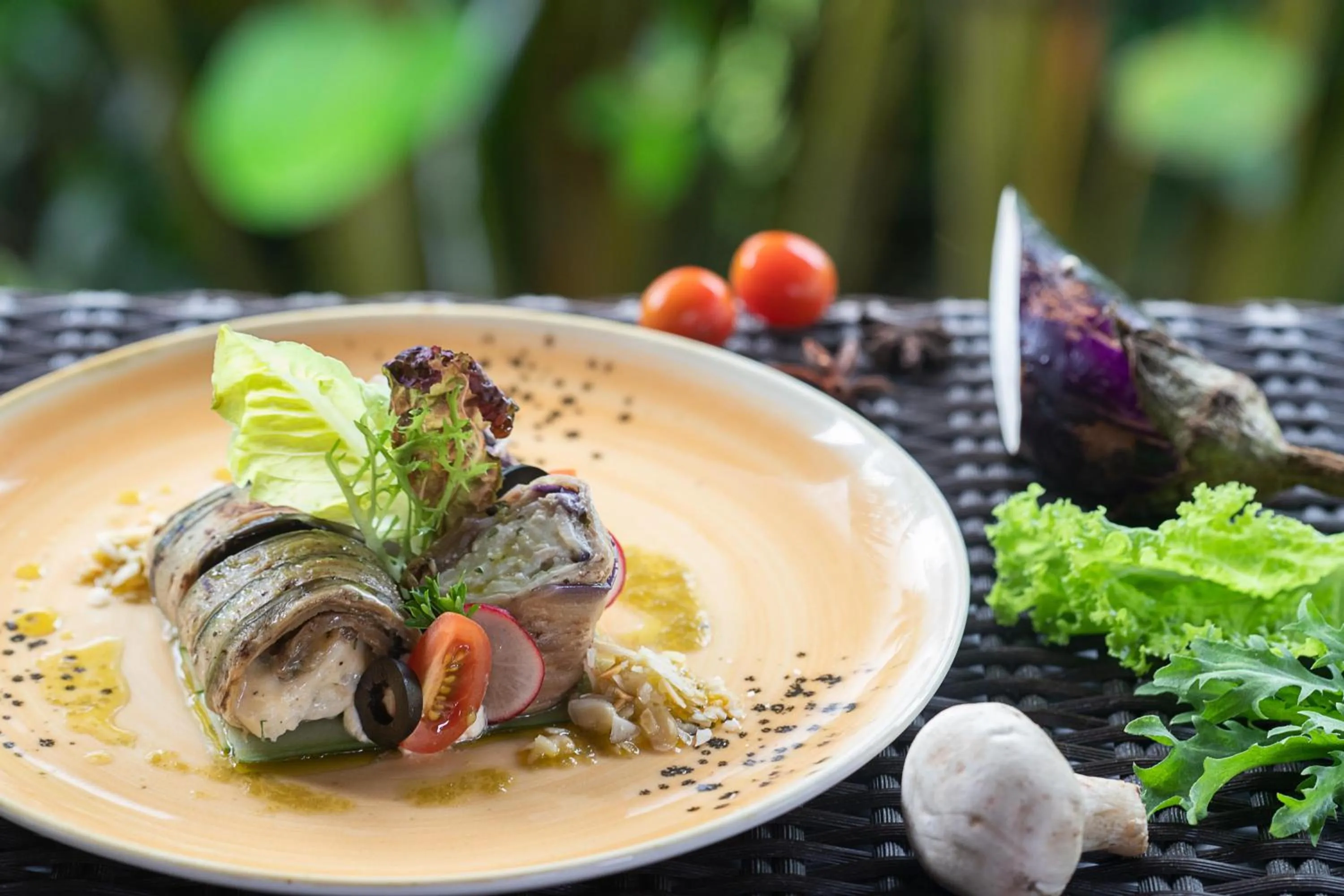 Food and drinks in Ubud Nyuh Bali Resort & Spa