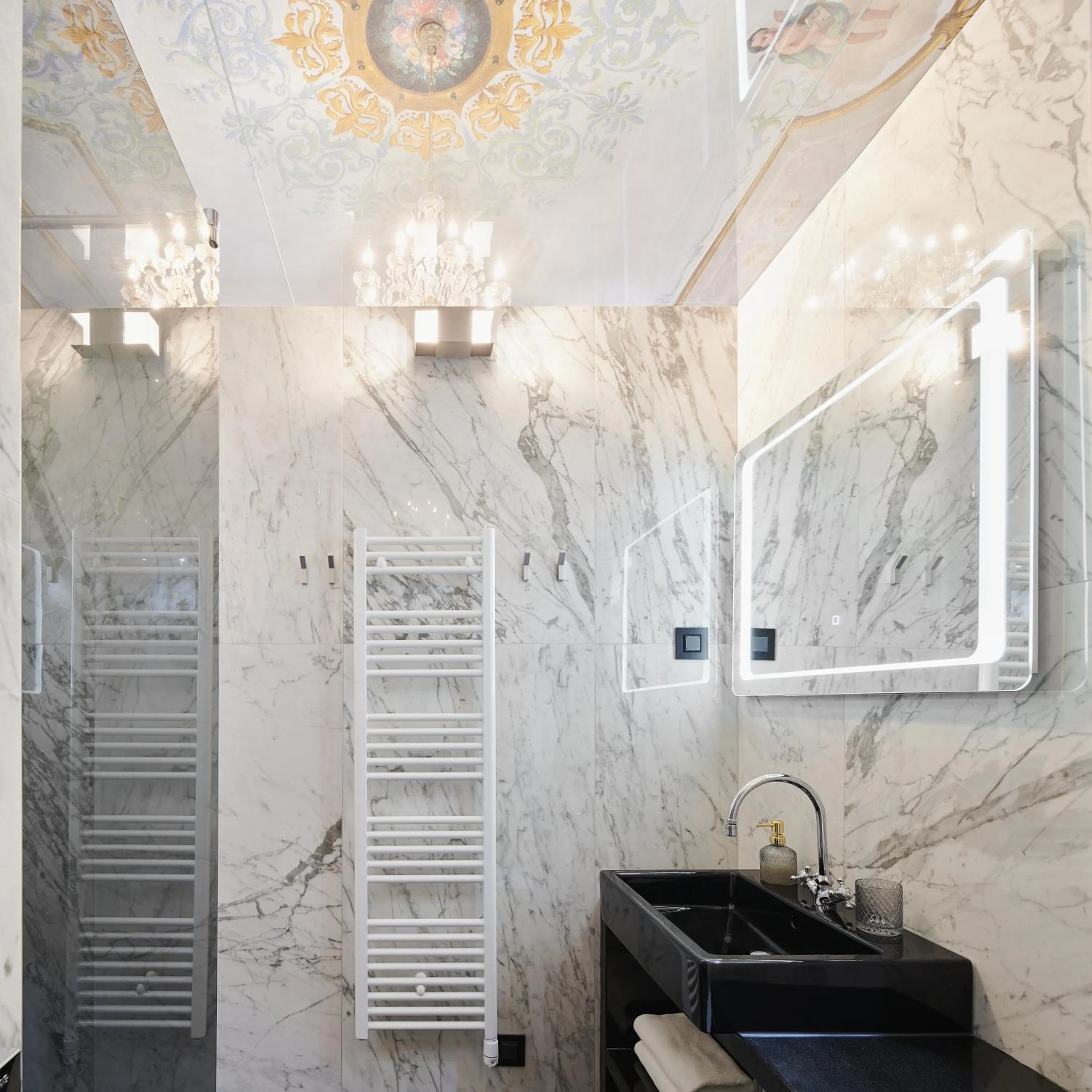 Bathroom in King Kresimir Heritage Hotel