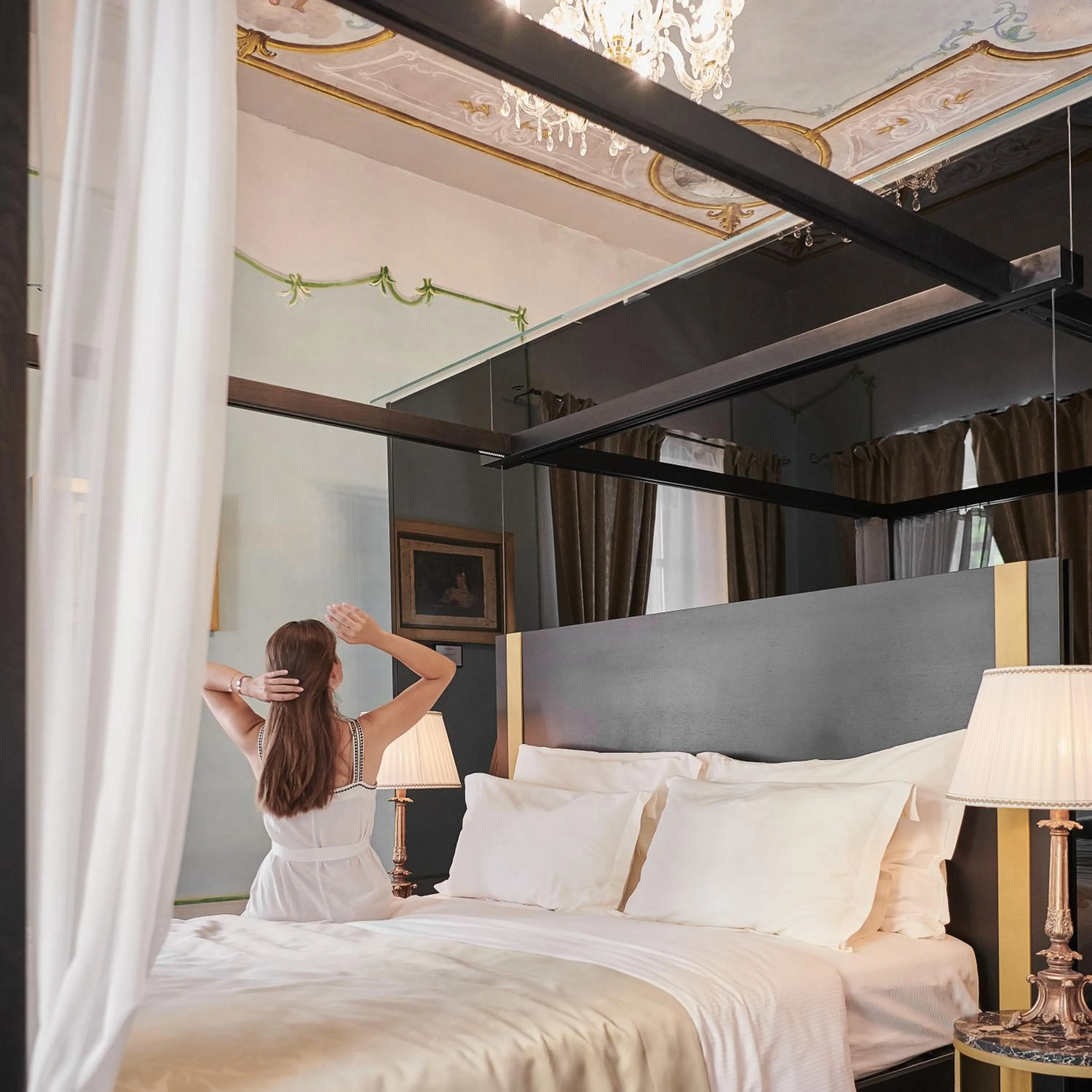 Bedroom in King Kresimir Heritage Hotel