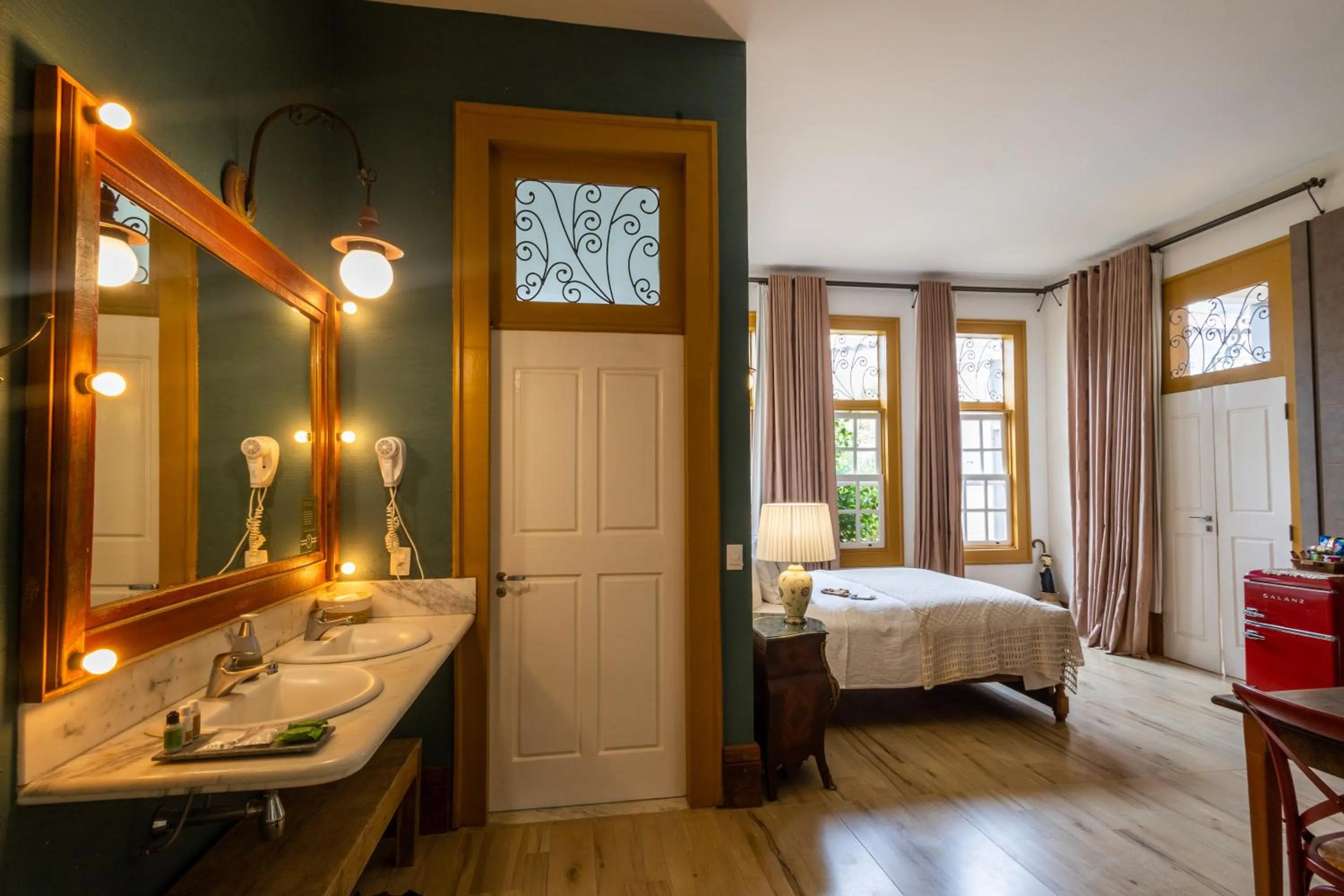 Bedroom, Bed in Pousada Pequena Tiradentes