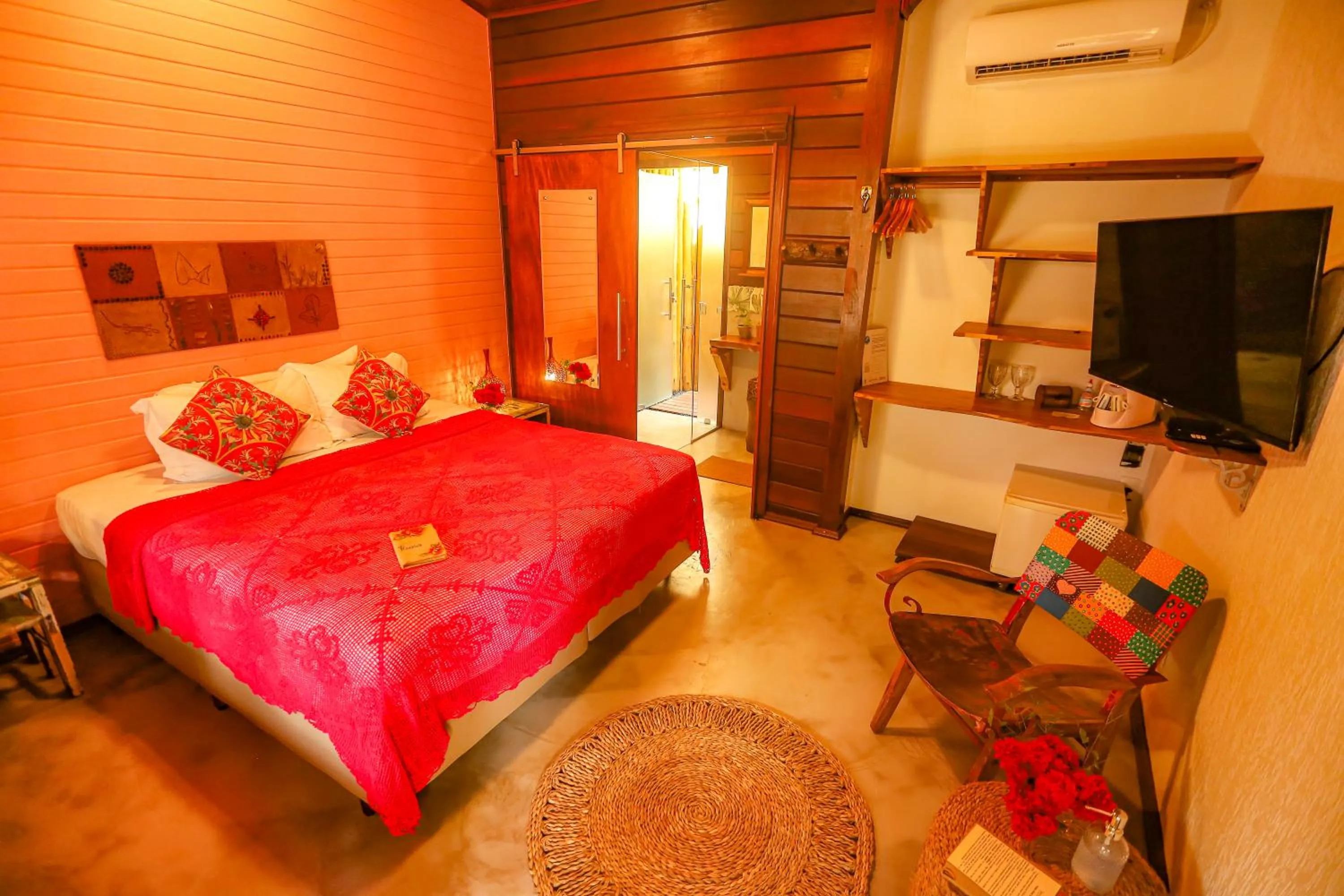 Photo of the whole room, Bed in Beco Pousada Boutique