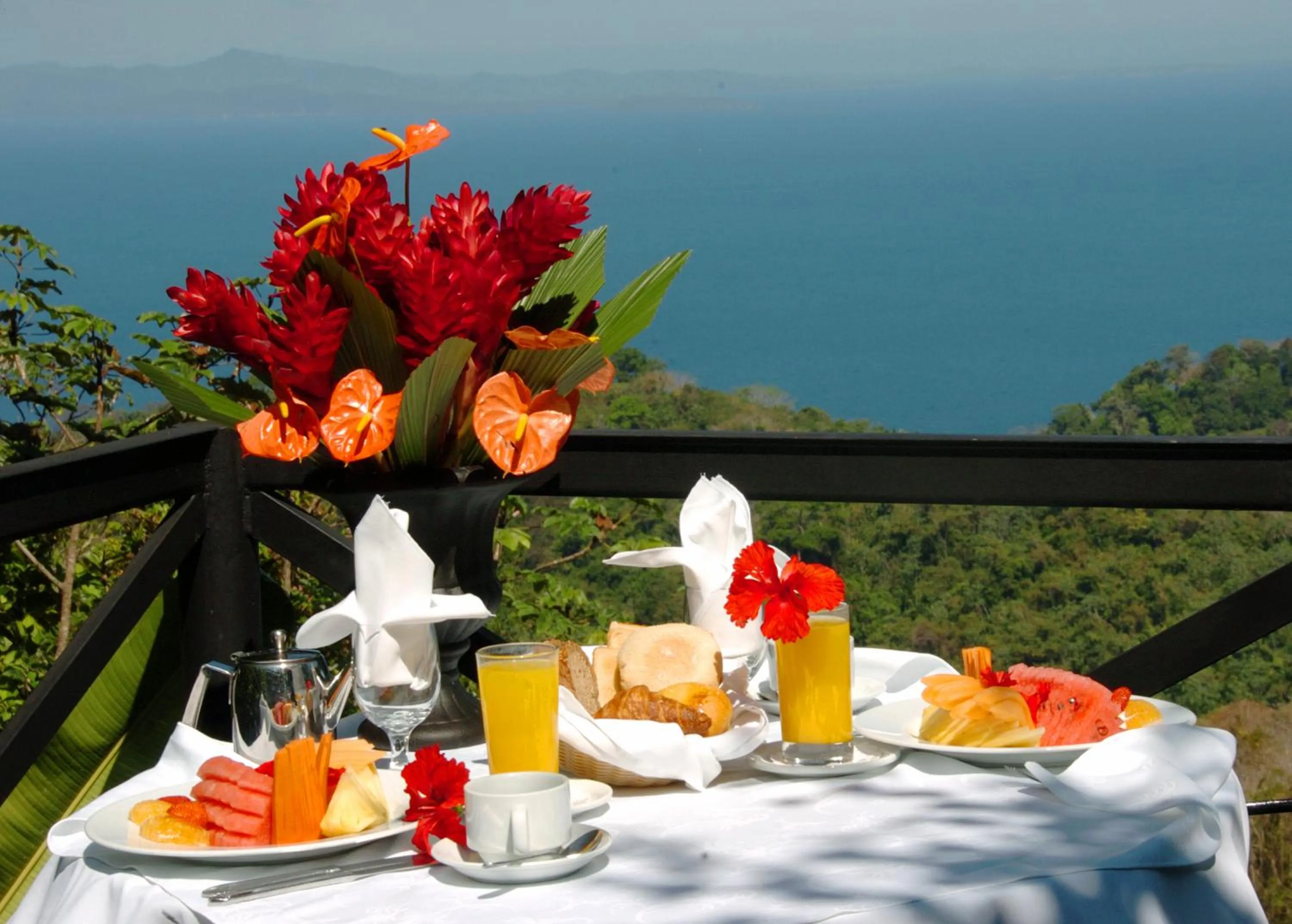 Breakfast in Hotel Villa Caletas