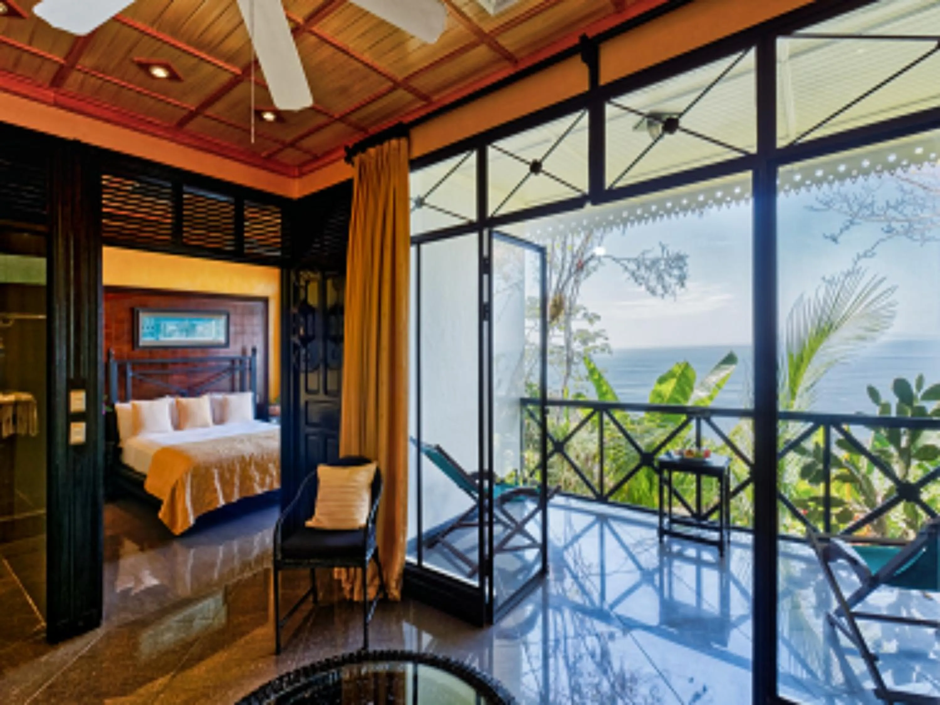 Bed in Hotel Villa Caletas