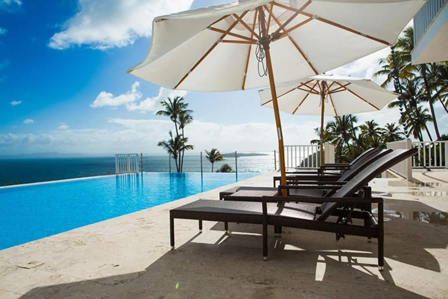 Swimming pool in Xeliter Vista Mare, Samana