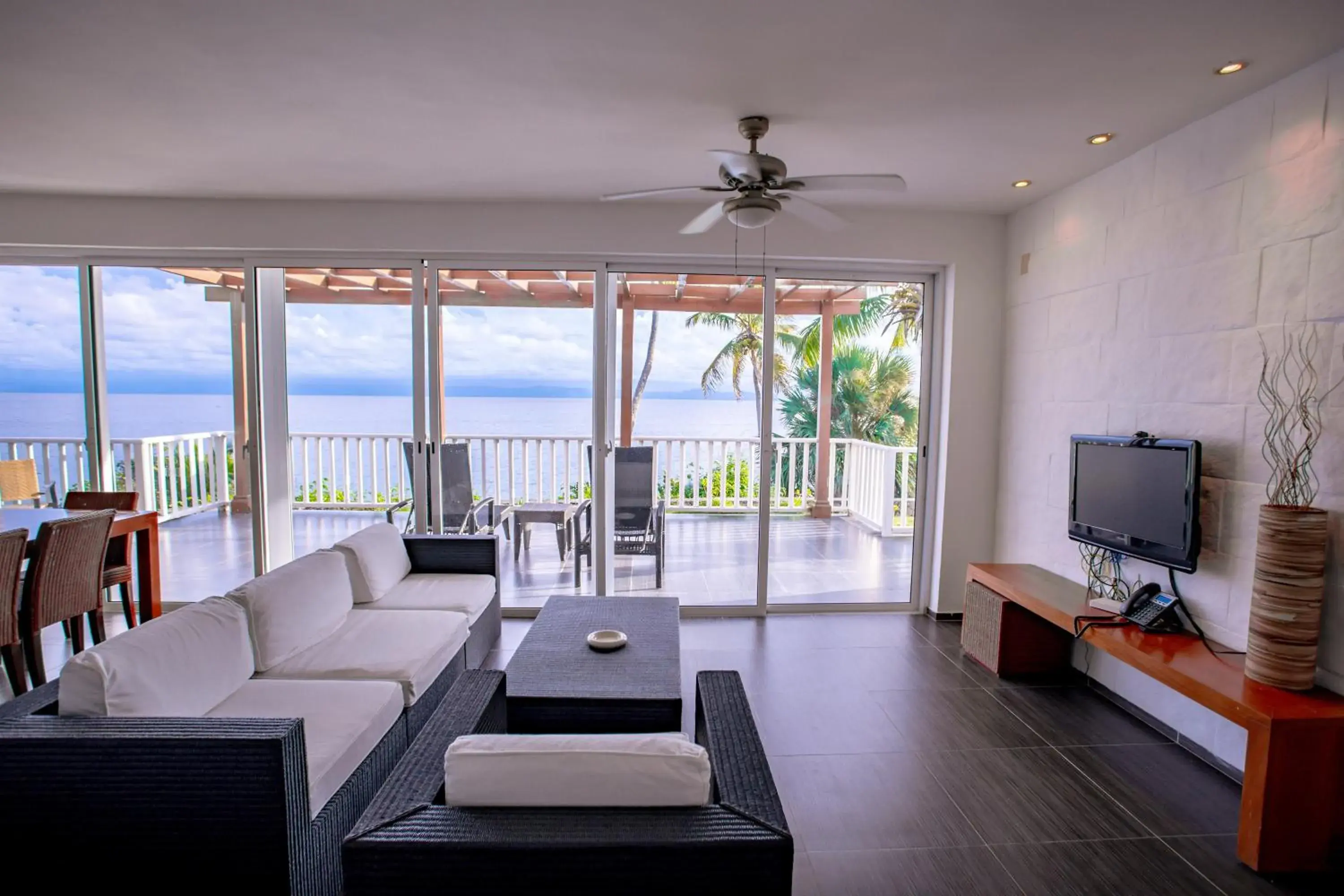 Three-Bedroom Apartment in Xeliter Vista Mare, Samana Three-Bedroom Apartment in Xeliter Vista Mare, Samana