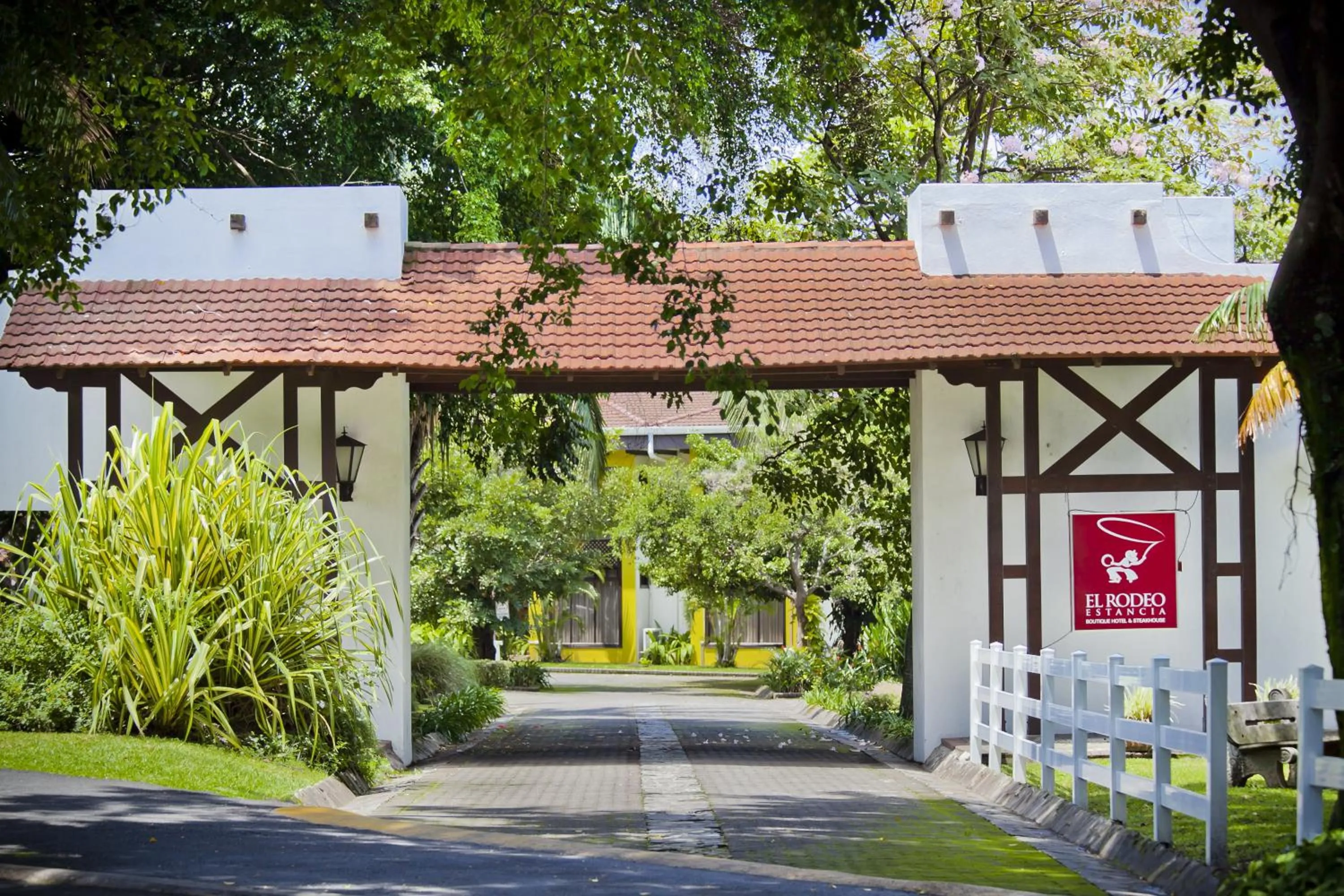 Facade/entrance in El Rodeo Estancia Boutique Hotel & Steakhouse