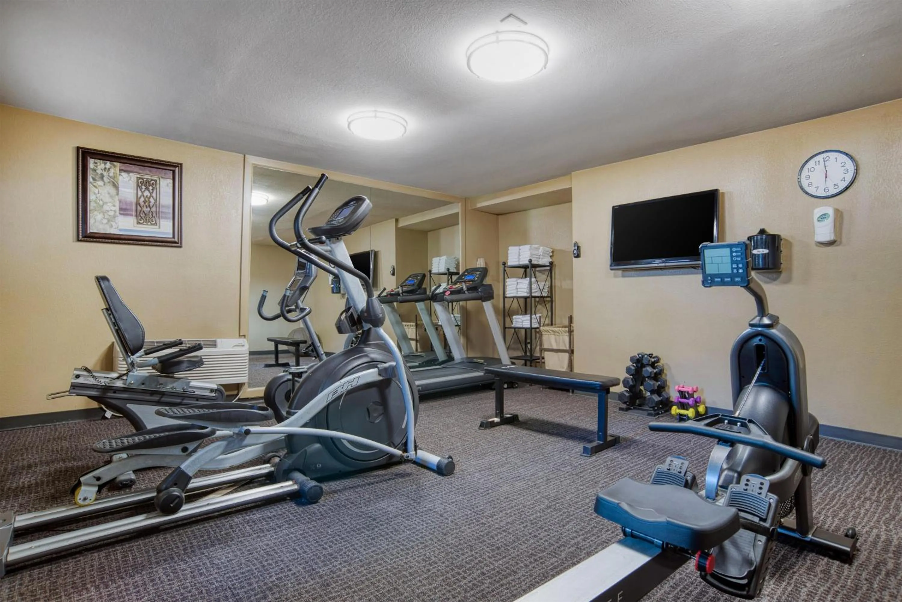Fitness centre/facilities in Best Western Plus French Quarter Courtyard Hotel