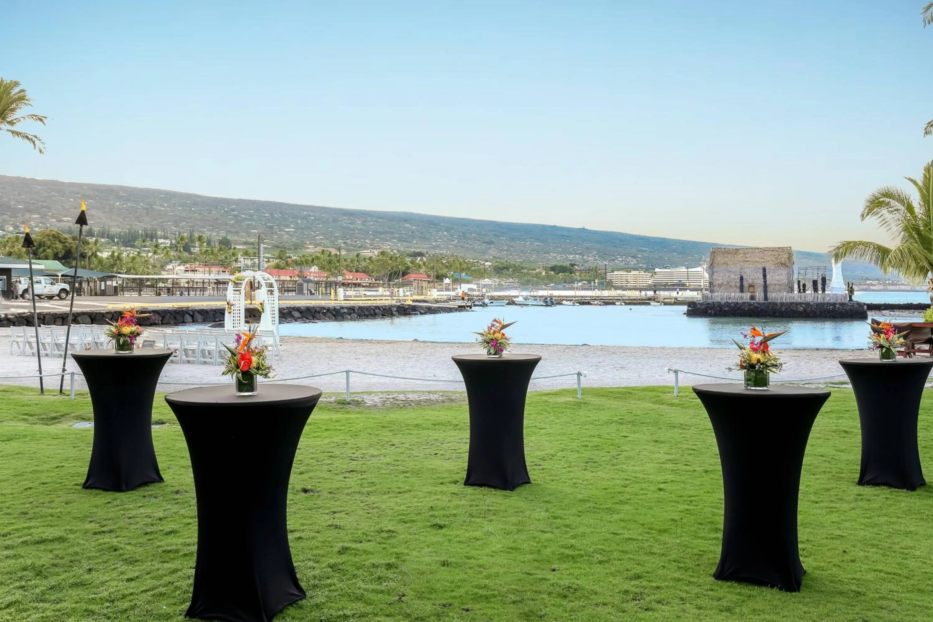 Banquet/Function facilities in Courtyard by Marriott King Kamehameha's Kona Beach Hotel