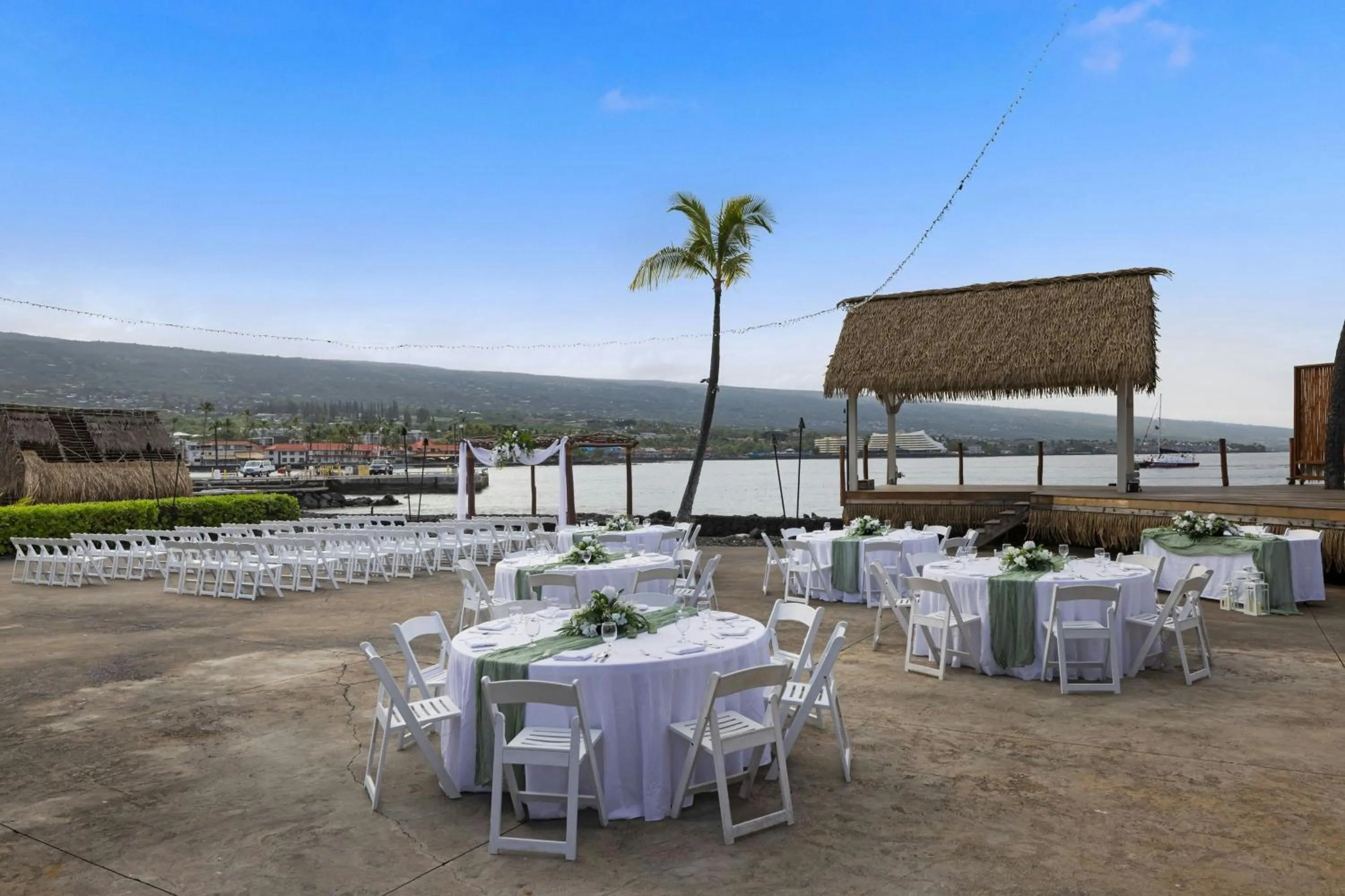 Banquet/Function facilities in Courtyard by Marriott King Kamehameha's Kona Beach Hotel