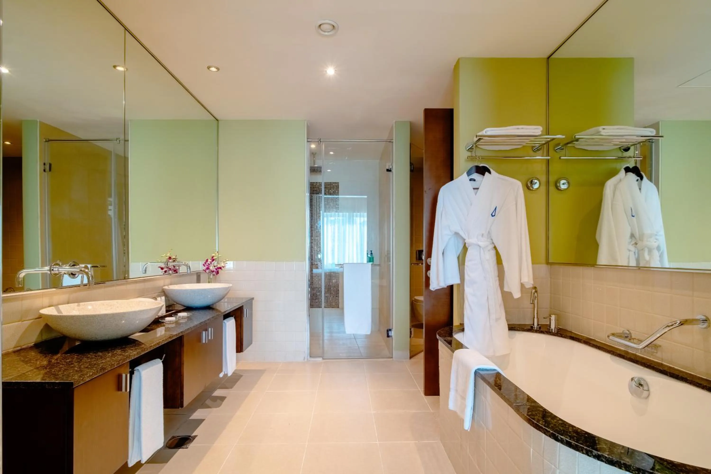 Bathroom in Asiana Hotel Dubai
